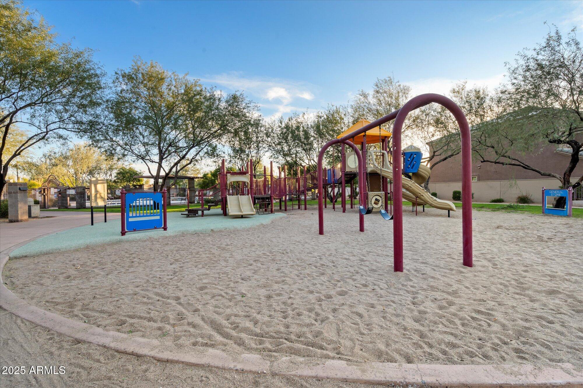 2323 W Villa Cassandra Drive