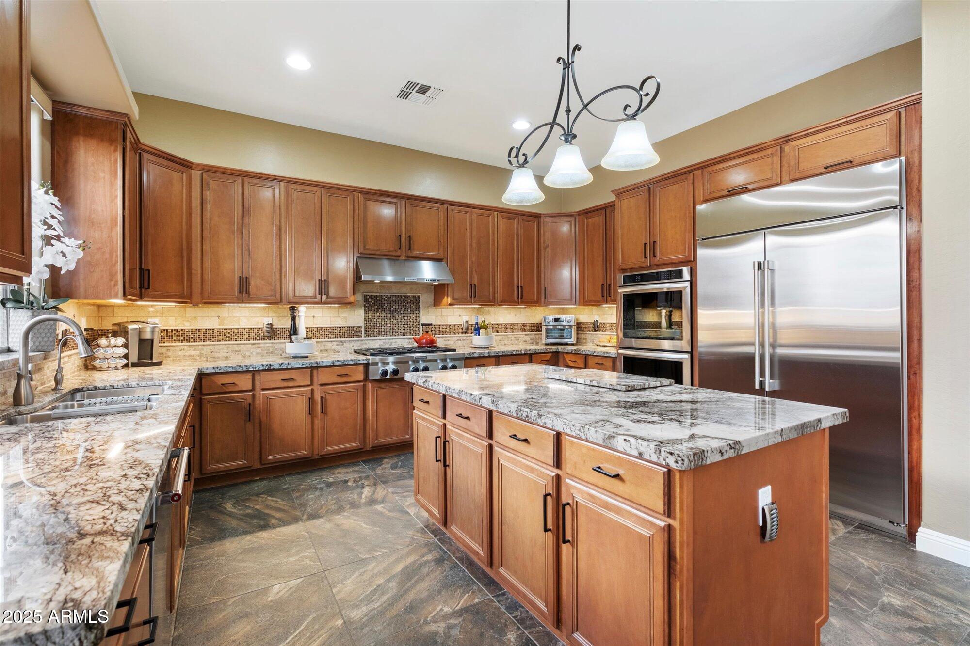 2323 W Villa Cassandra Drive