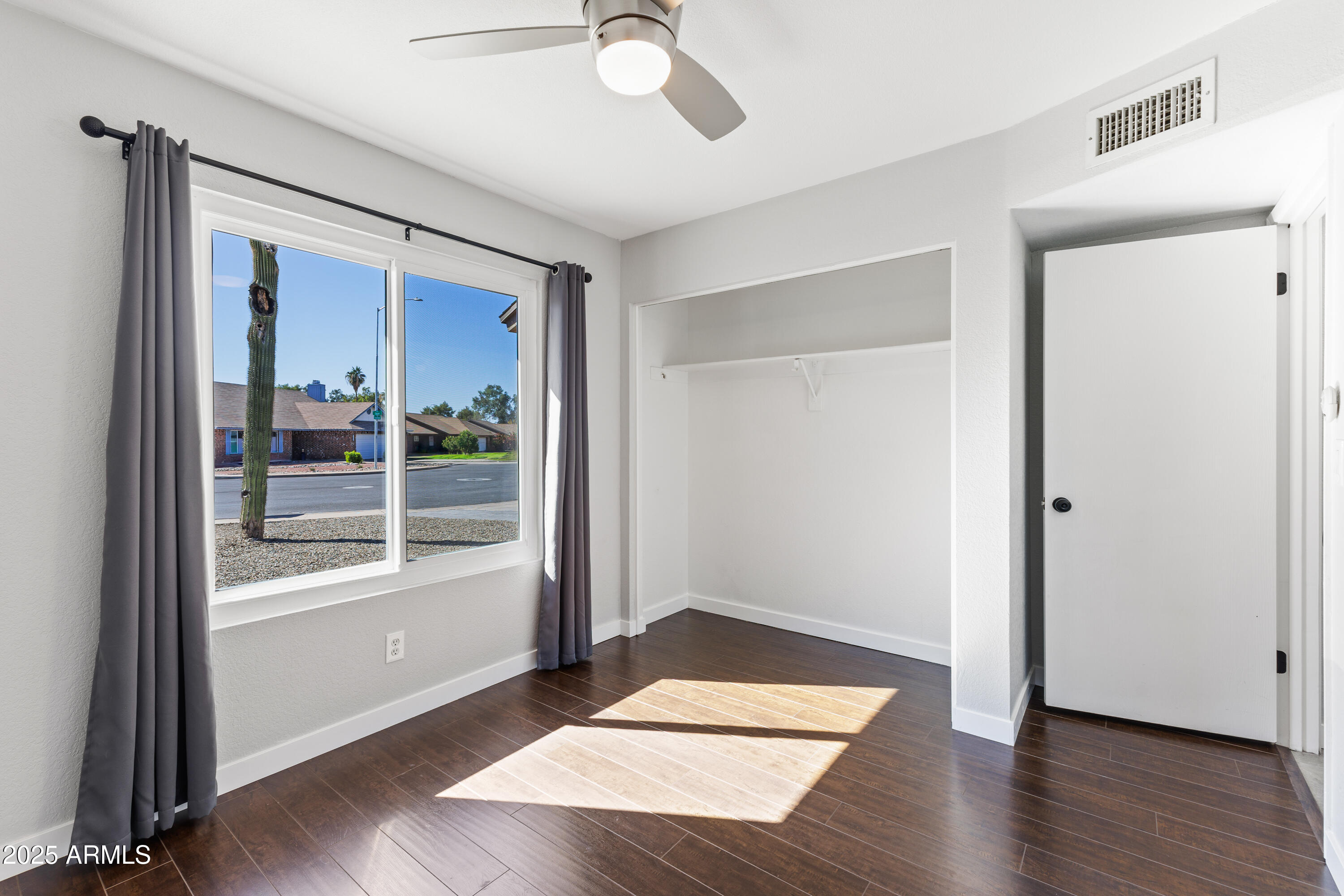 6102 E FAIRFIELD Street