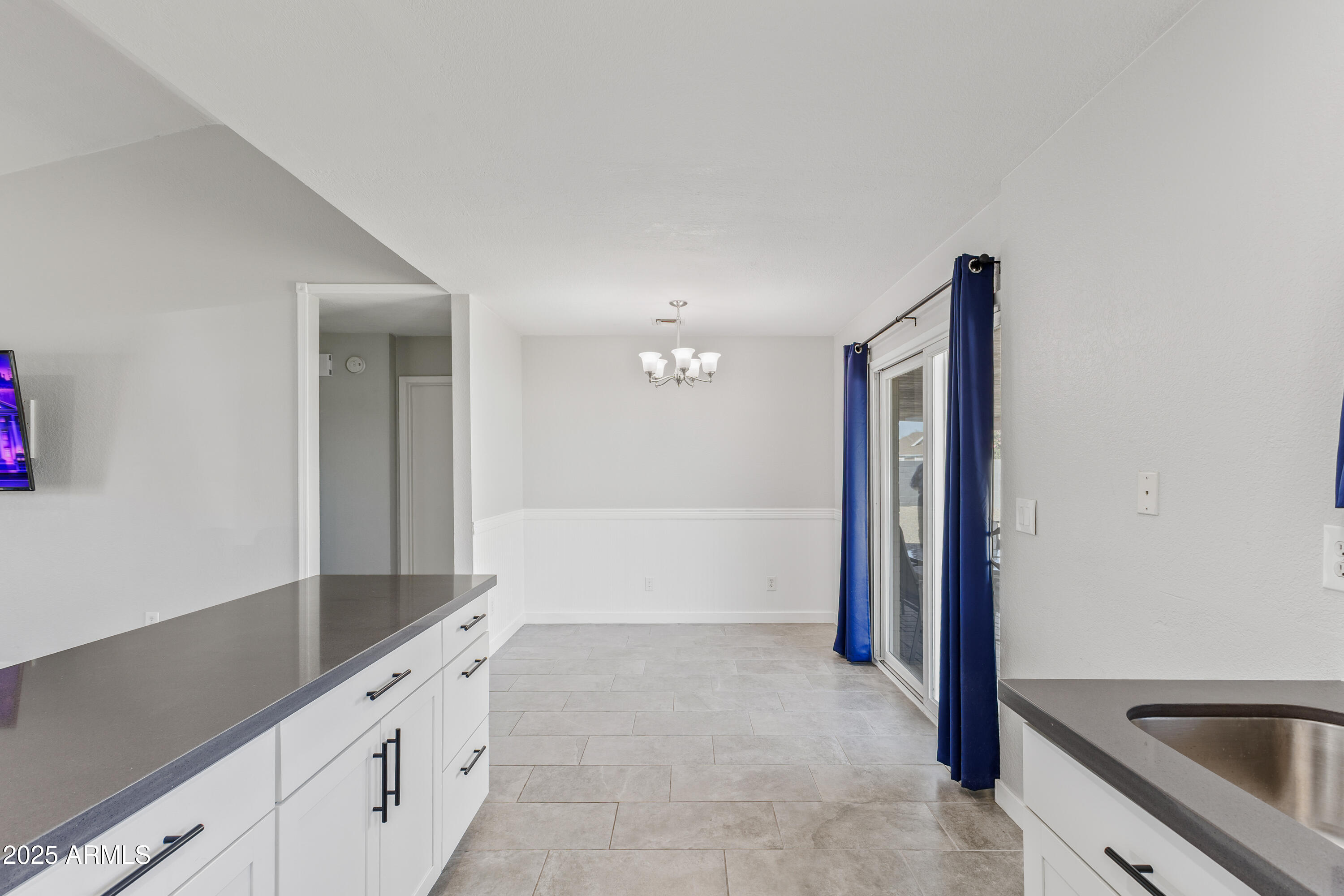 6102 E FAIRFIELD Street