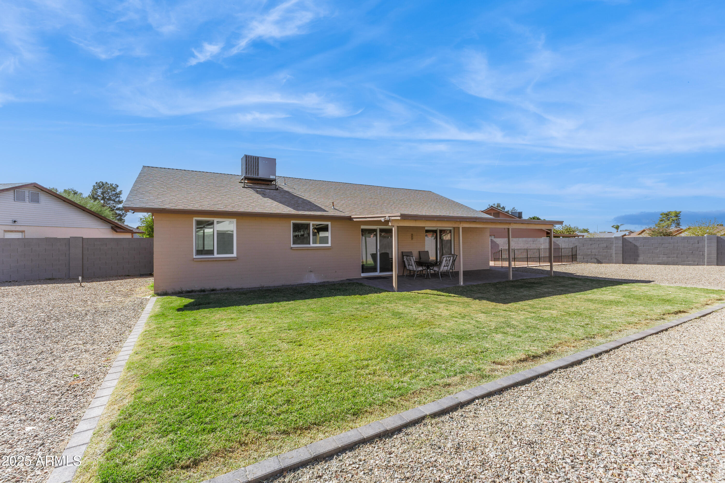 6102 E FAIRFIELD Street