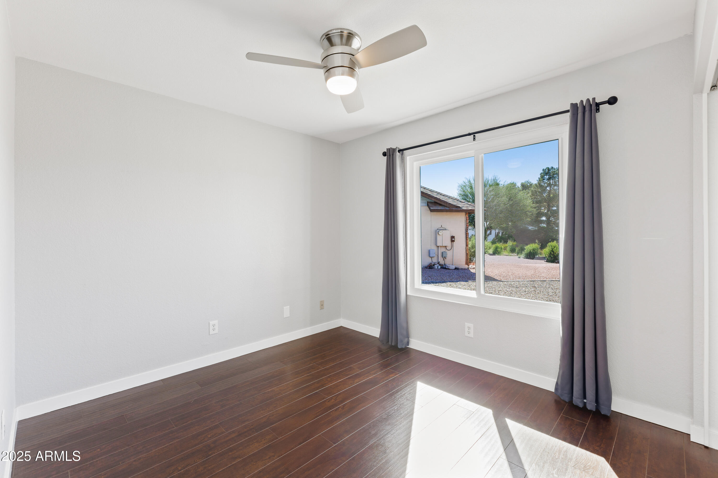 6102 E FAIRFIELD Street