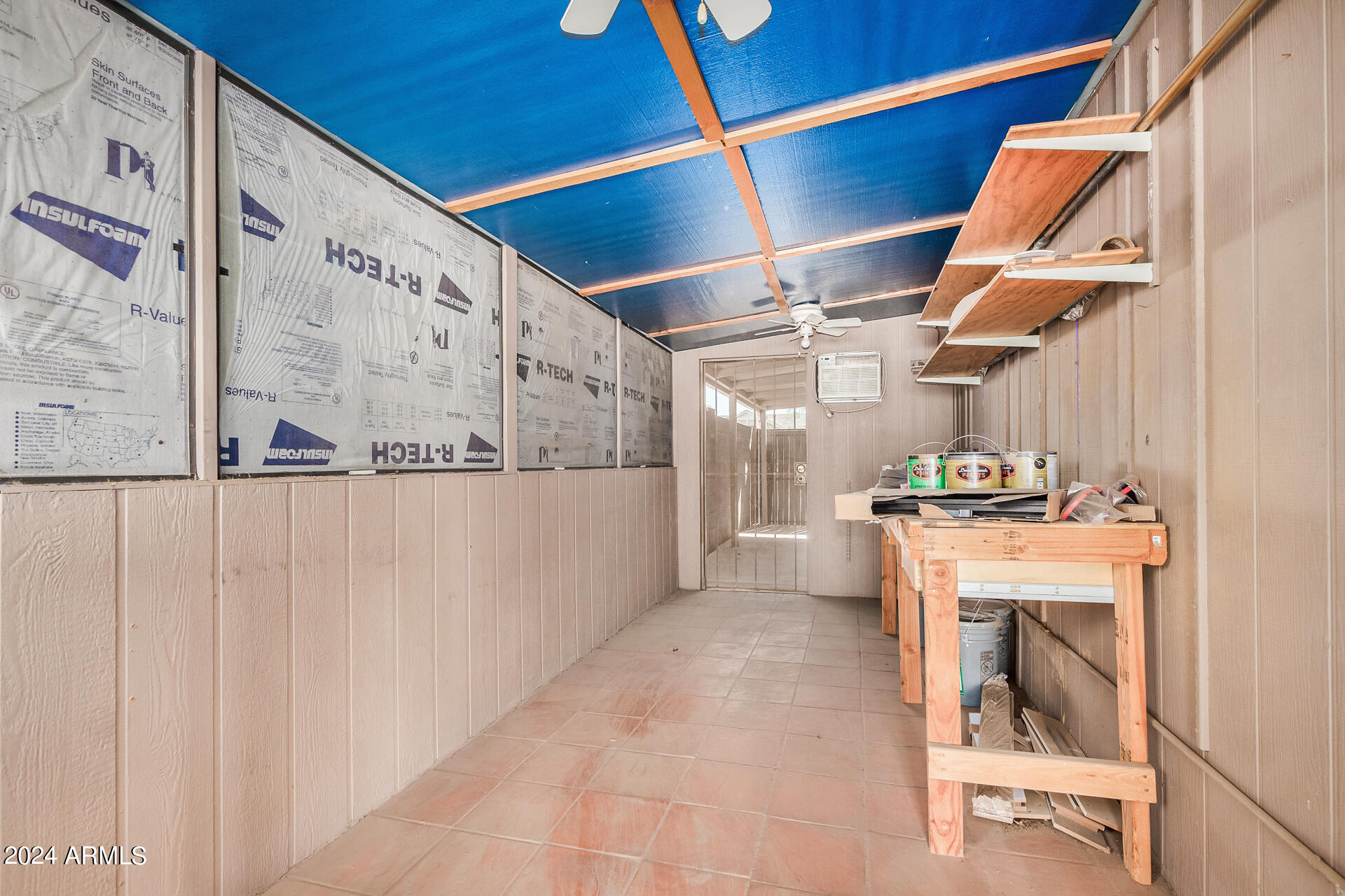 3128 E CHARLESTON Avenue