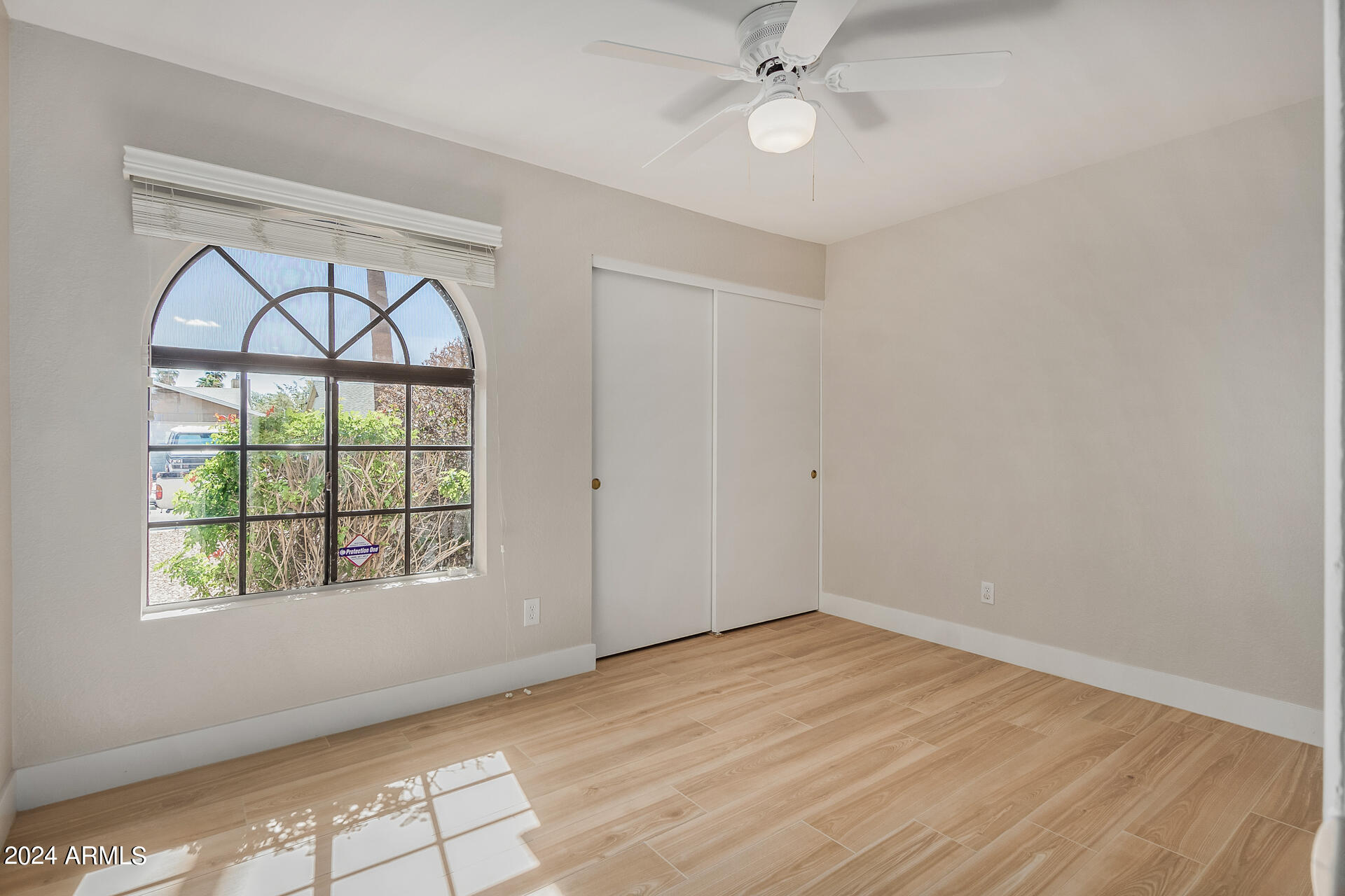 3128 E CHARLESTON Avenue