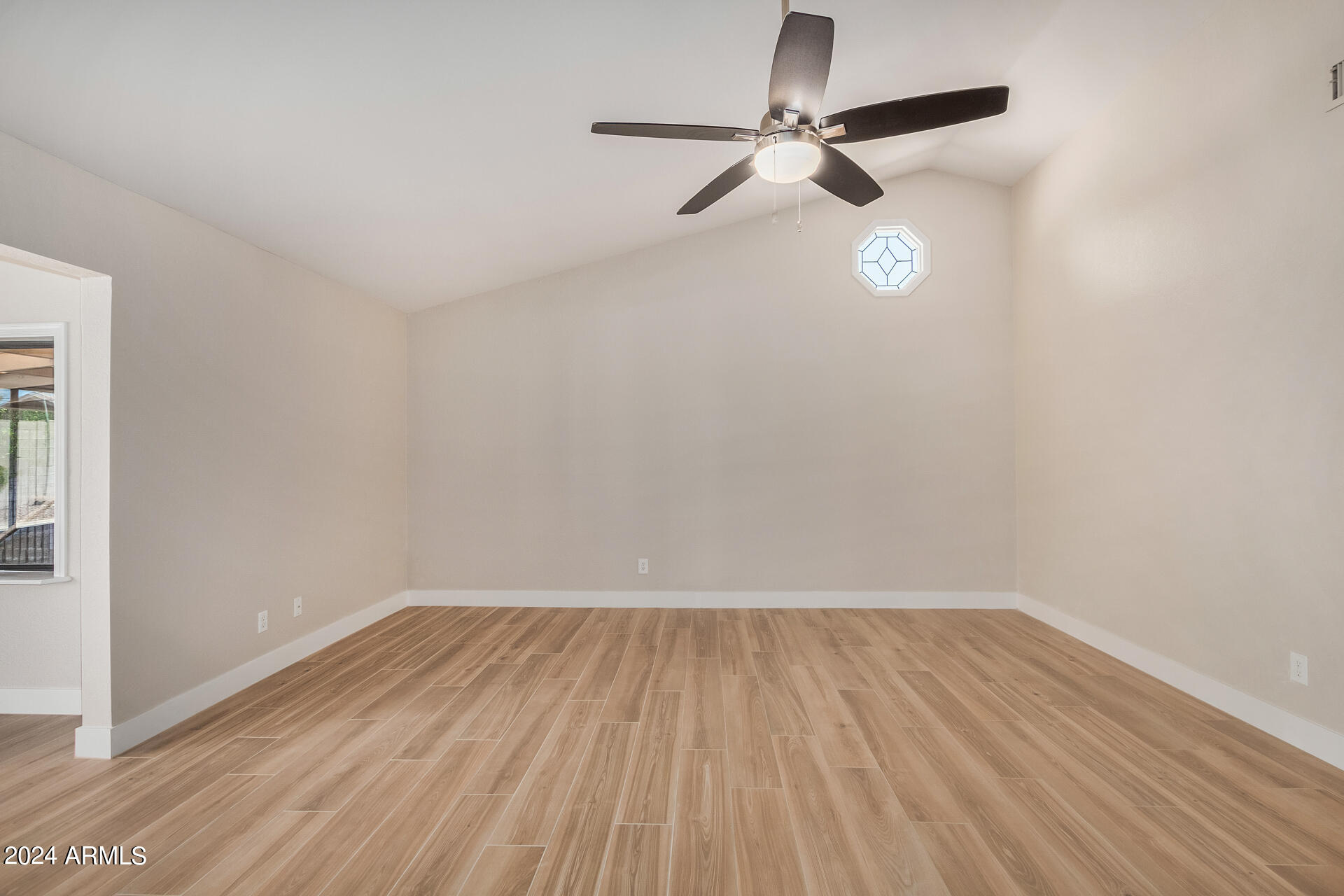 3128 E CHARLESTON Avenue