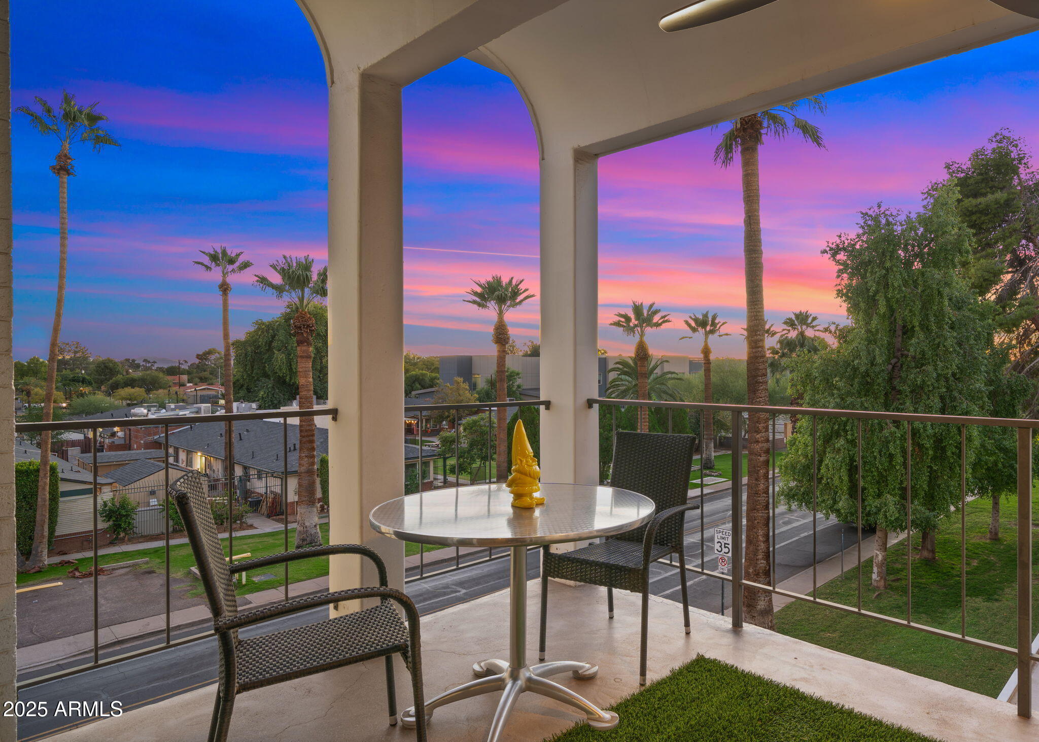 6502 N CENTRAL Avenue, B304