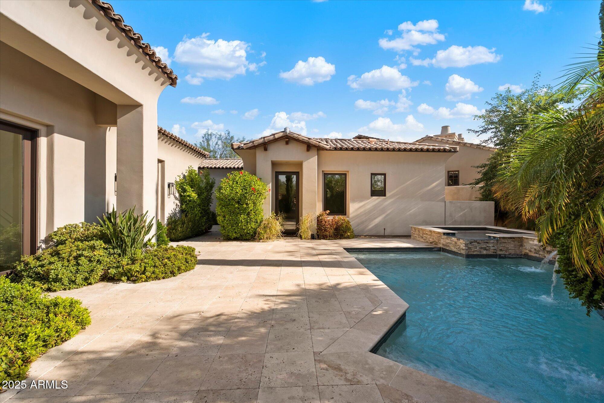 3965 E SIERRA VISTA Drive