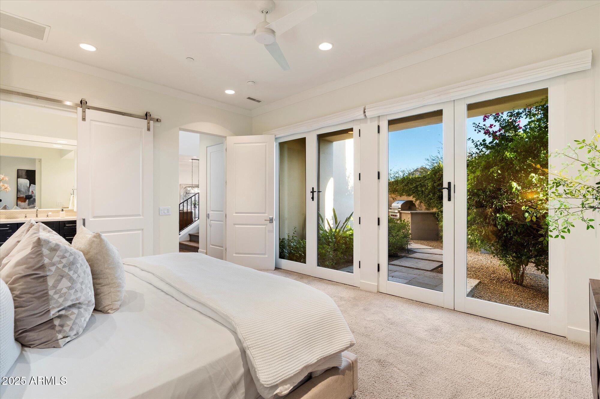 3965 E SIERRA VISTA Drive