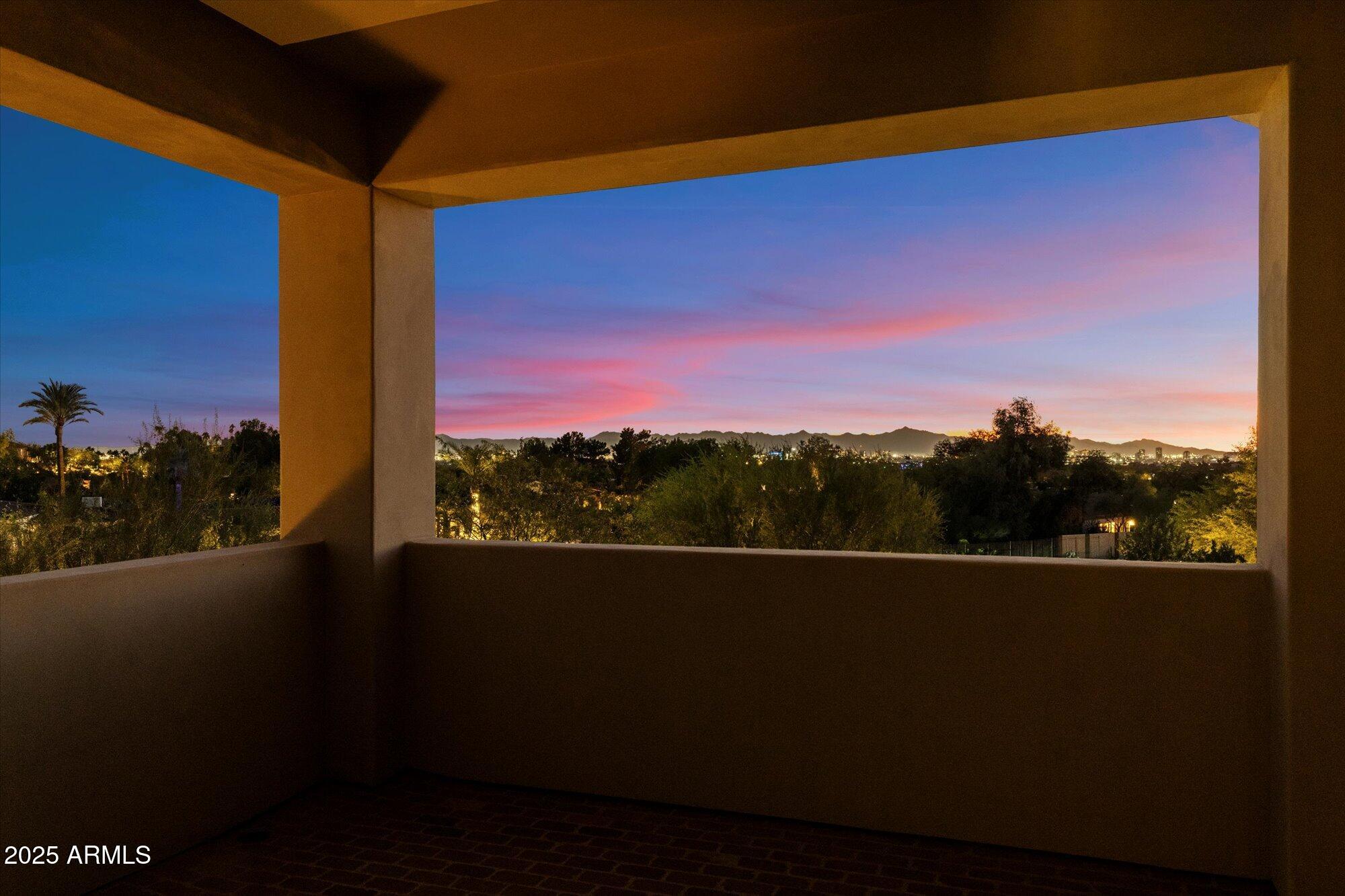 3965 E SIERRA VISTA Drive