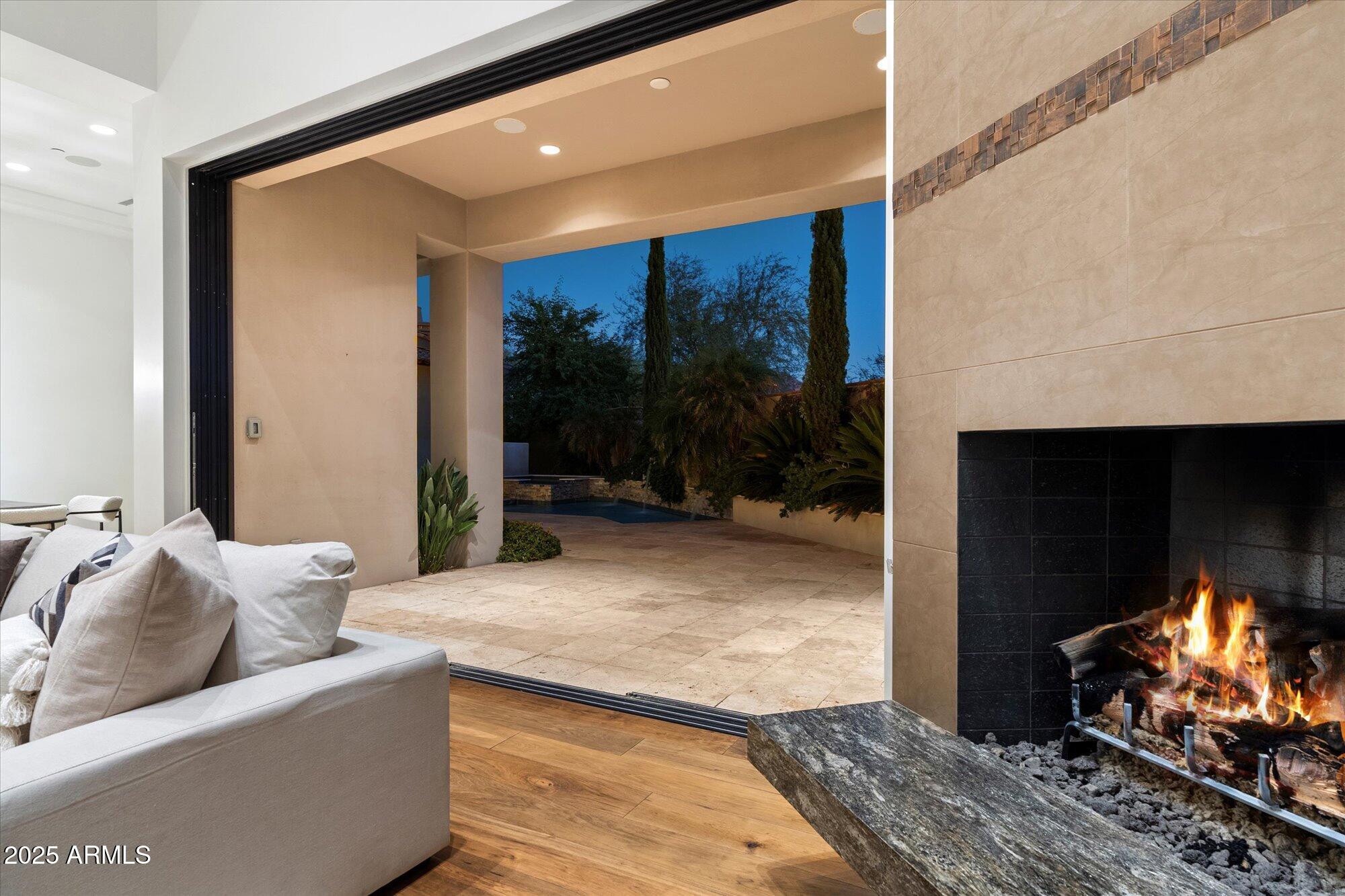 3965 E SIERRA VISTA Drive