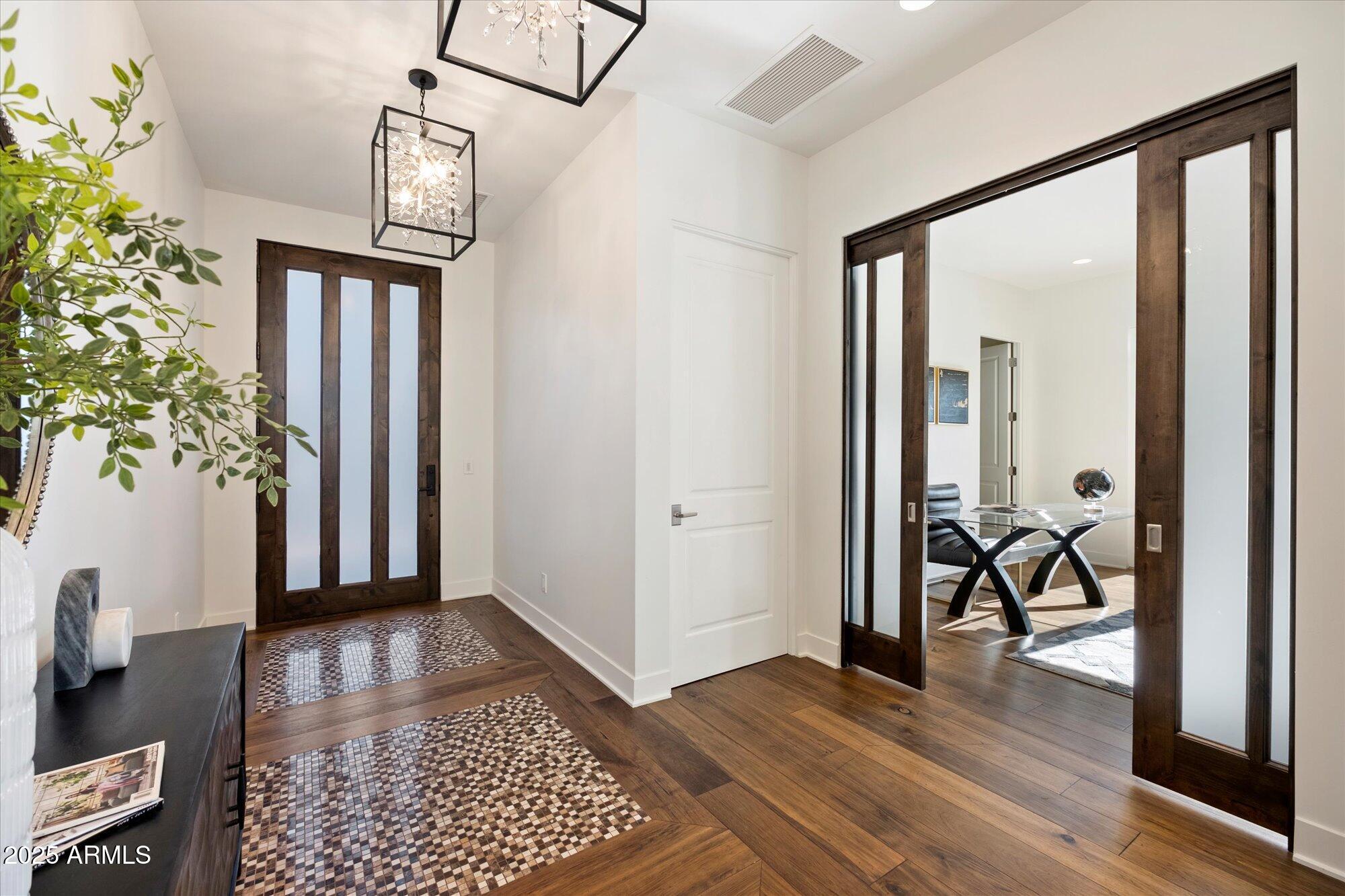 3965 E SIERRA VISTA Drive