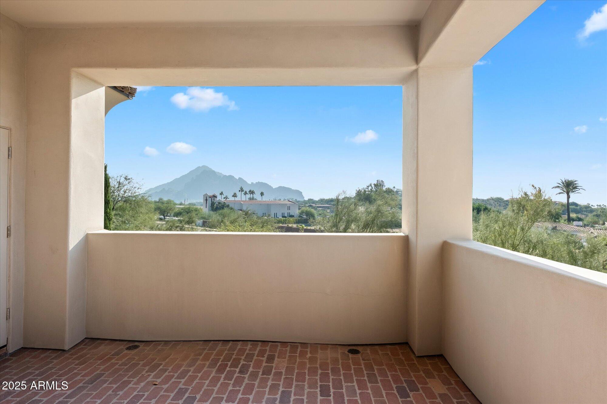 3965 E SIERRA VISTA Drive