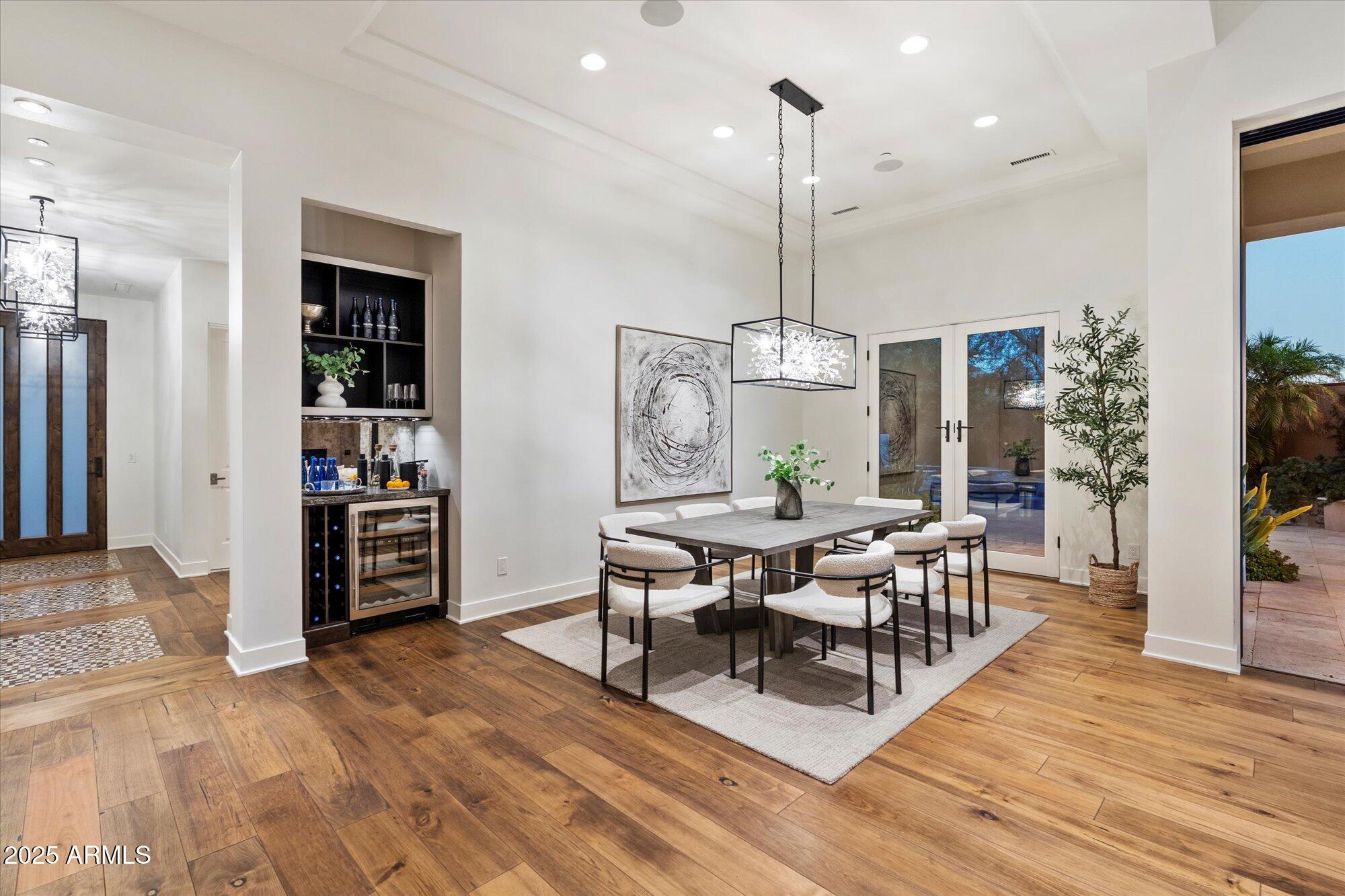 3965 E SIERRA VISTA Drive