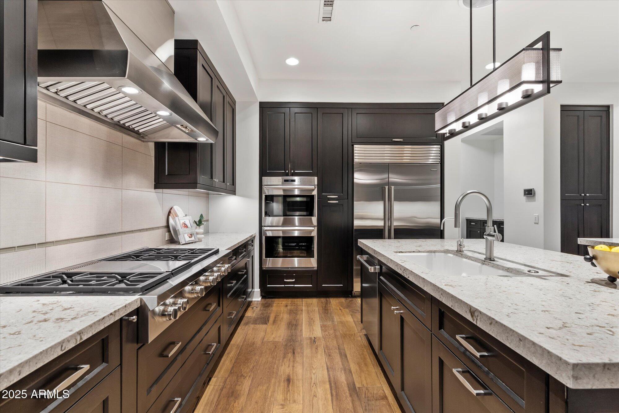 3965 E SIERRA VISTA Drive