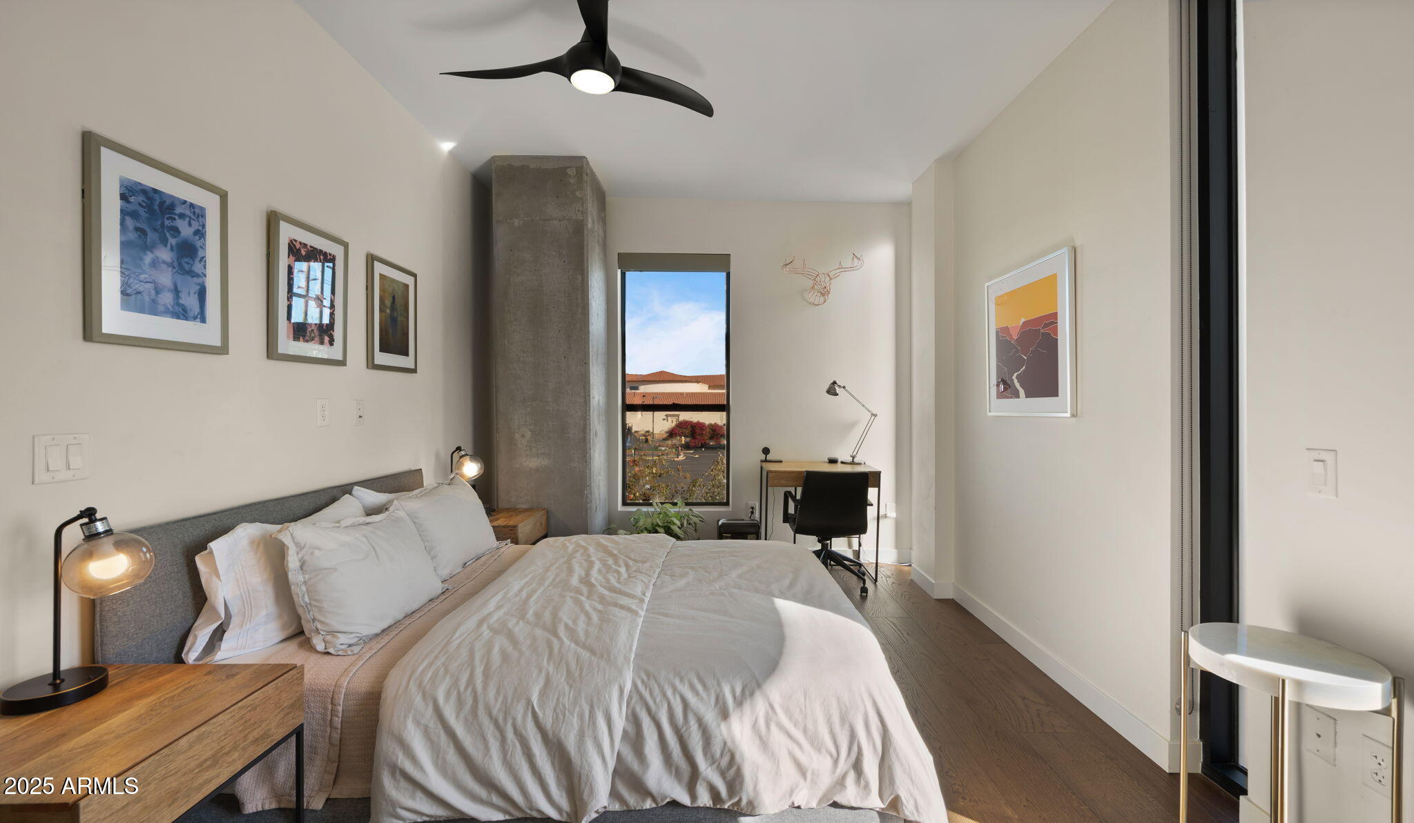 2300 E CAMPBELL Avenue, 201