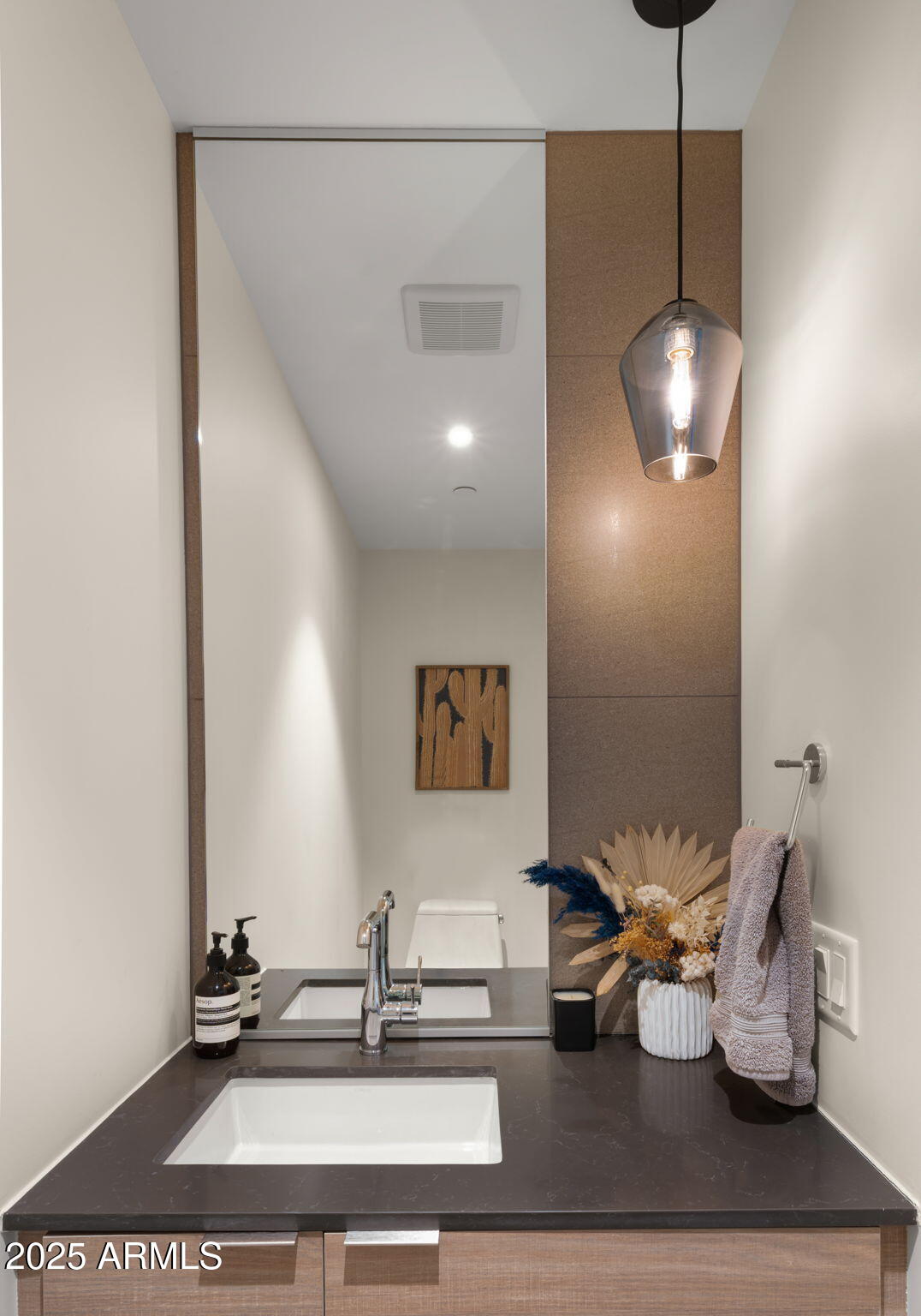 2300 E CAMPBELL Avenue, 201