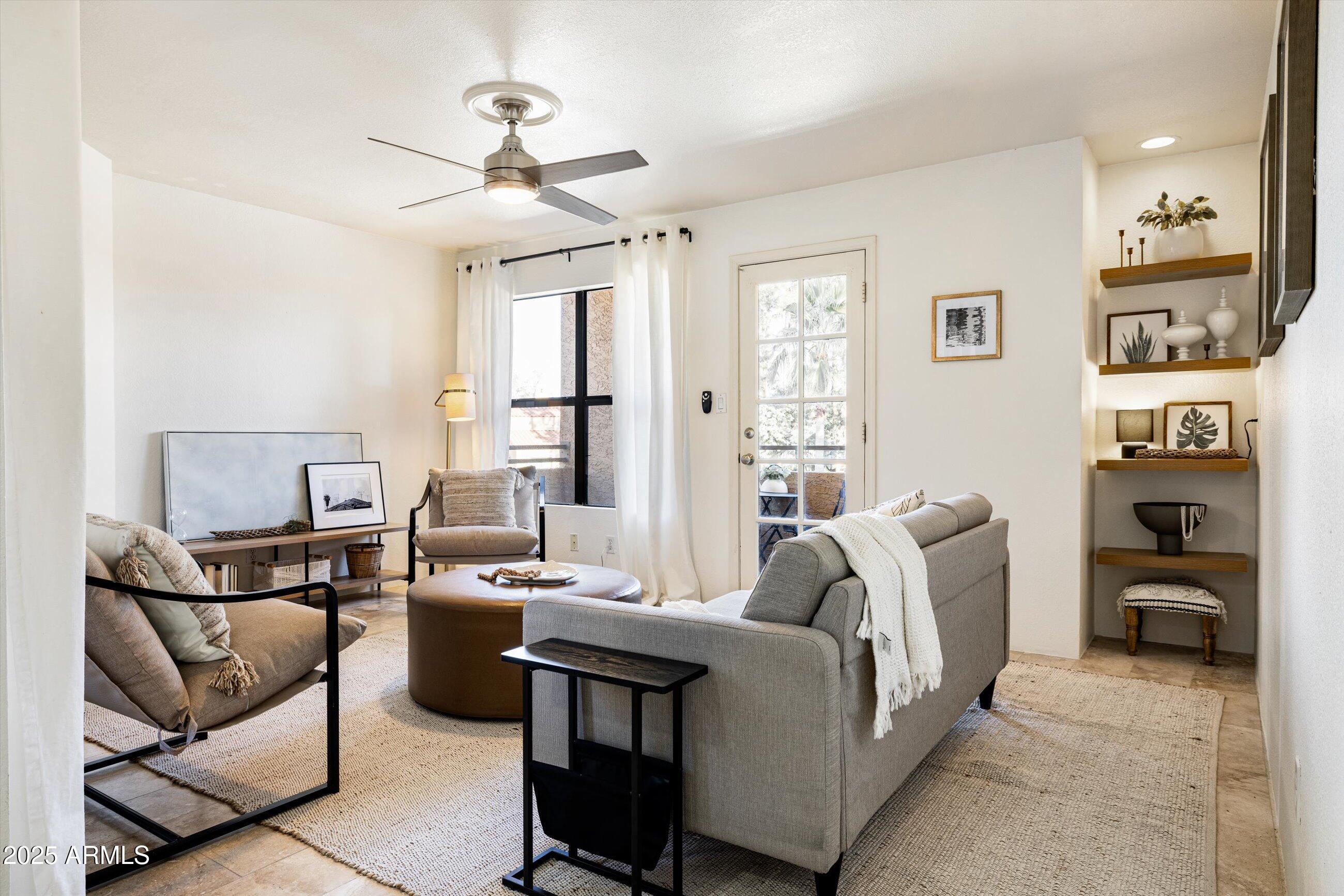 8787 E MOUNTAIN VIEW Road, 2040