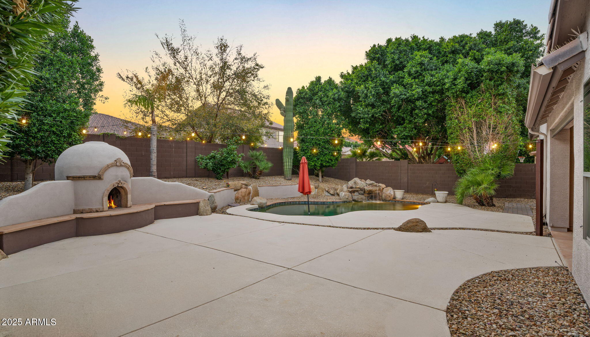 1831 E VALENCIA Drive