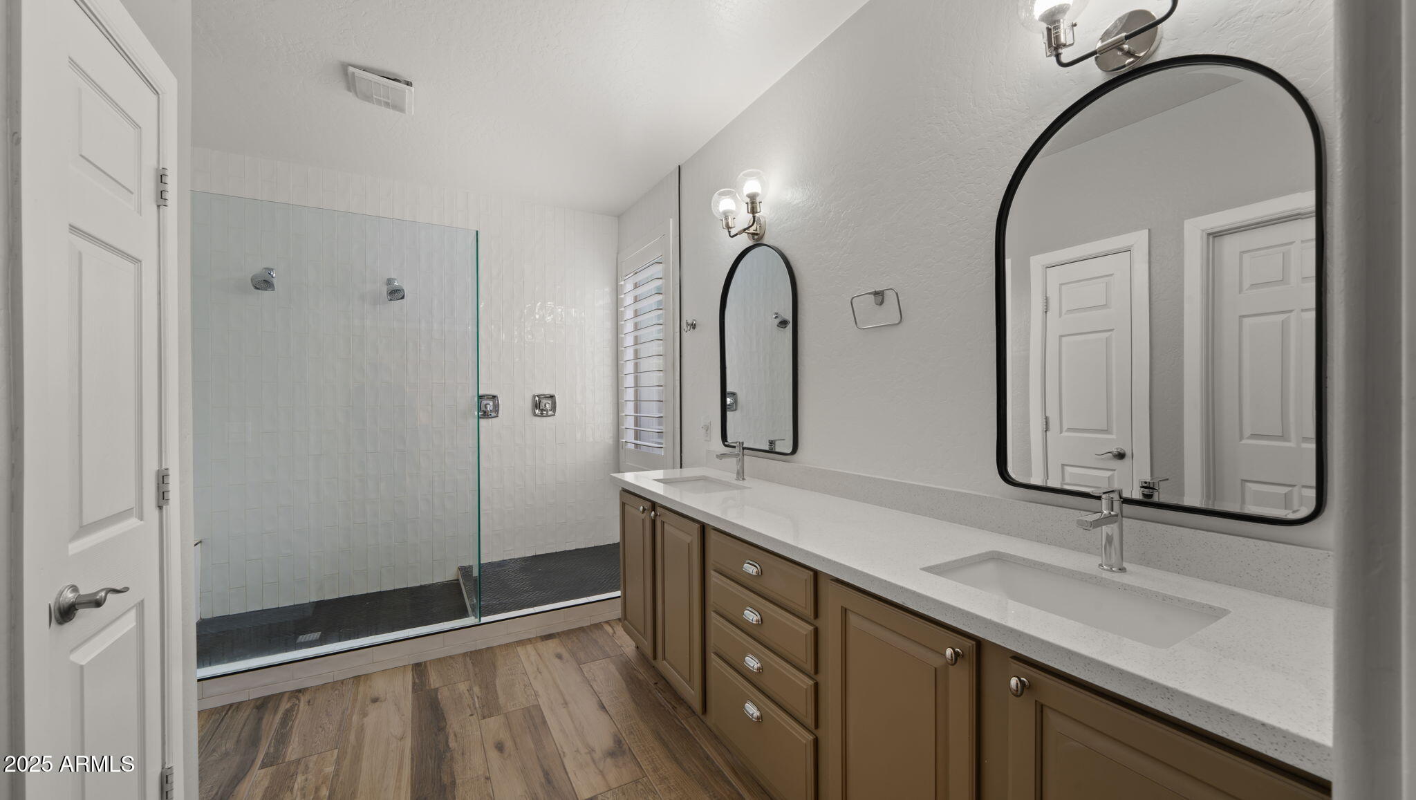 1831 E VALENCIA Drive