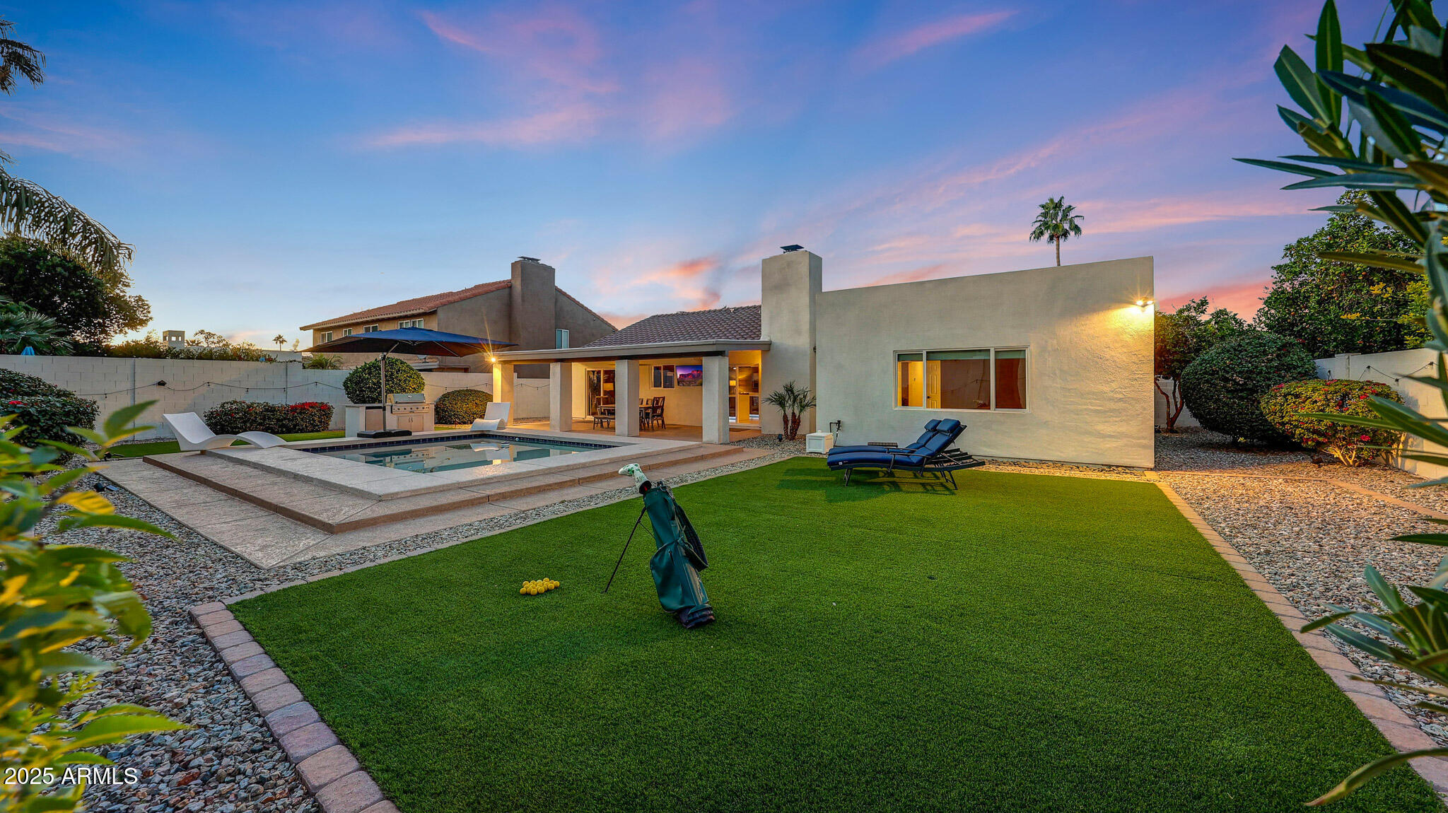 10267 E SAN SALVADOR Drive