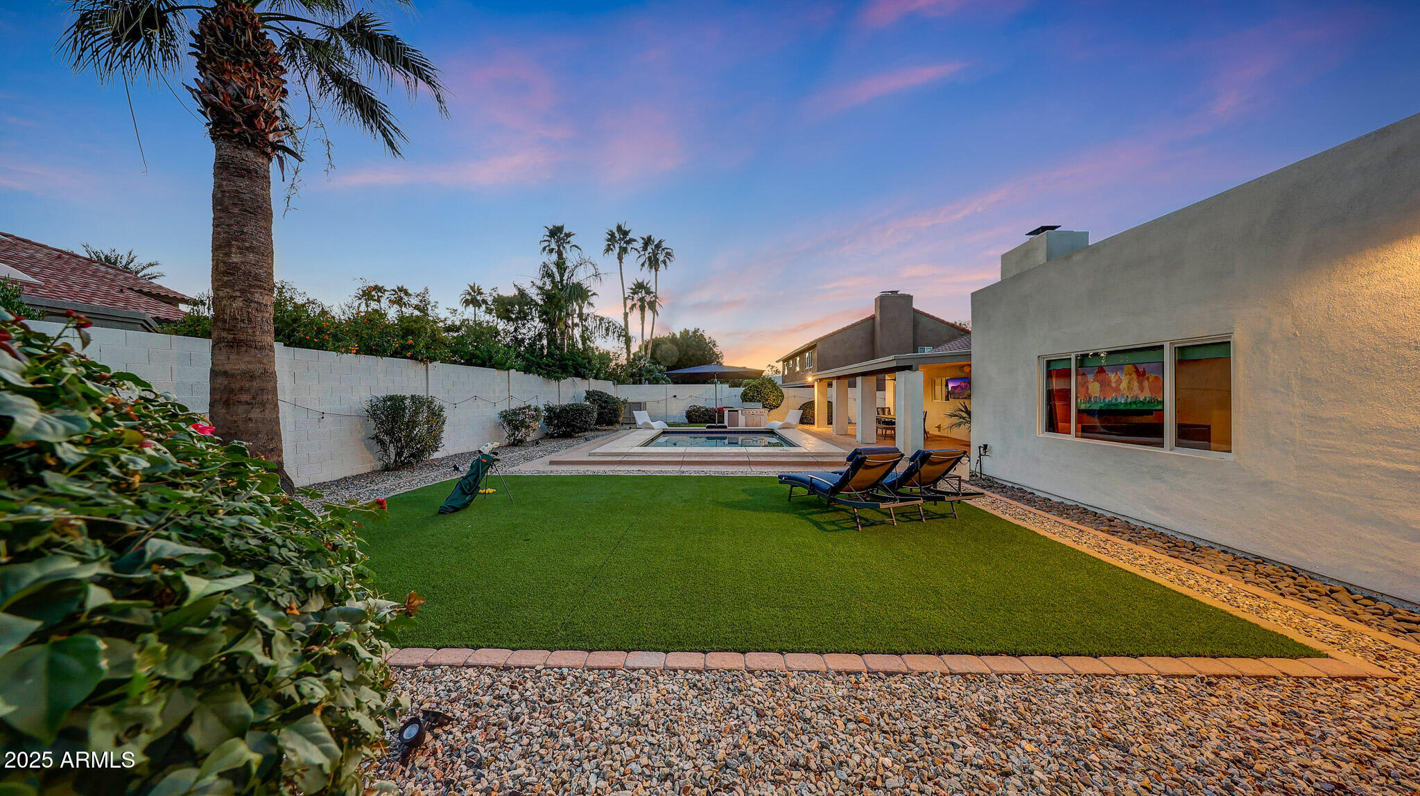 10267 E SAN SALVADOR Drive