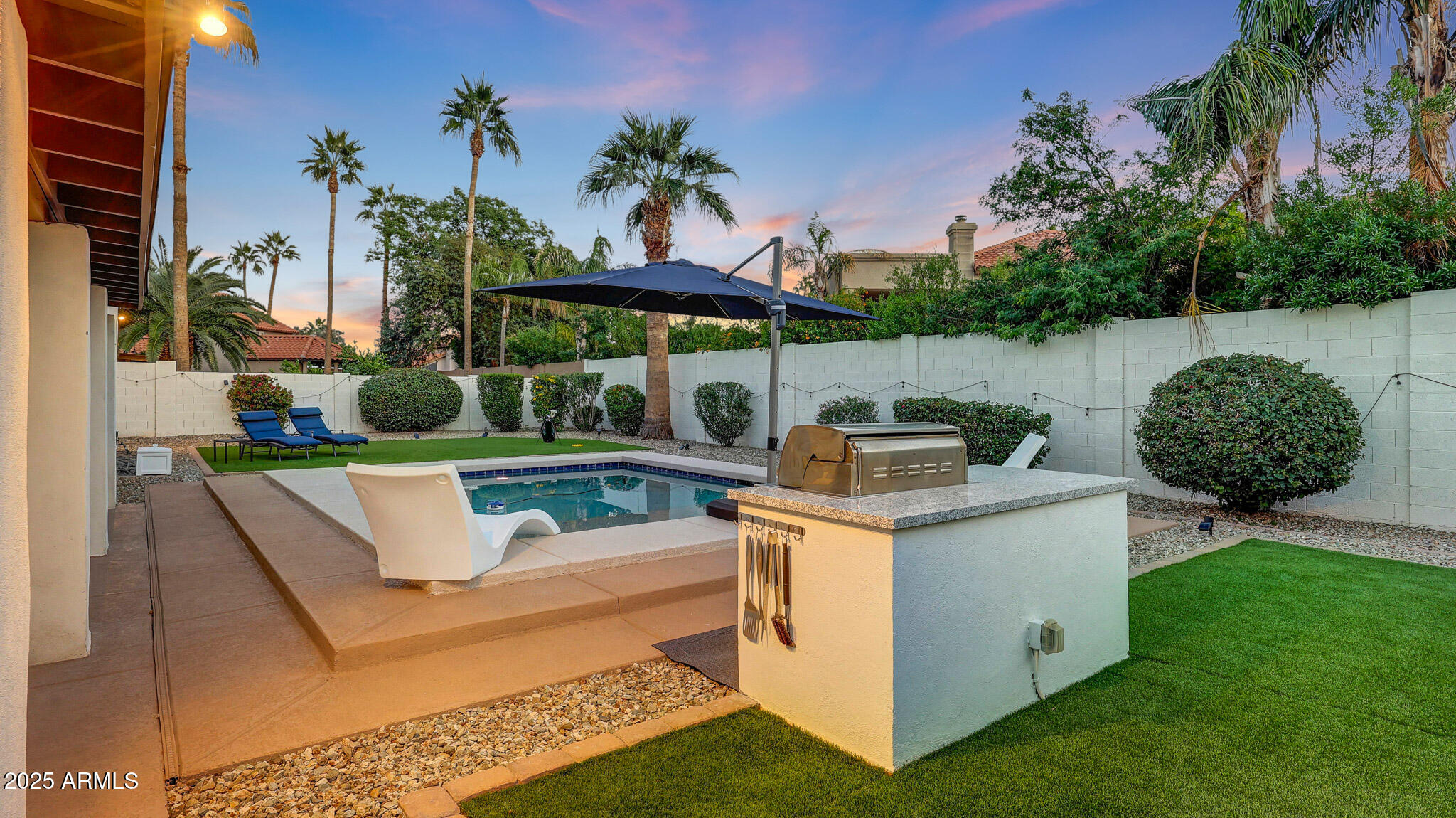 10267 E SAN SALVADOR Drive