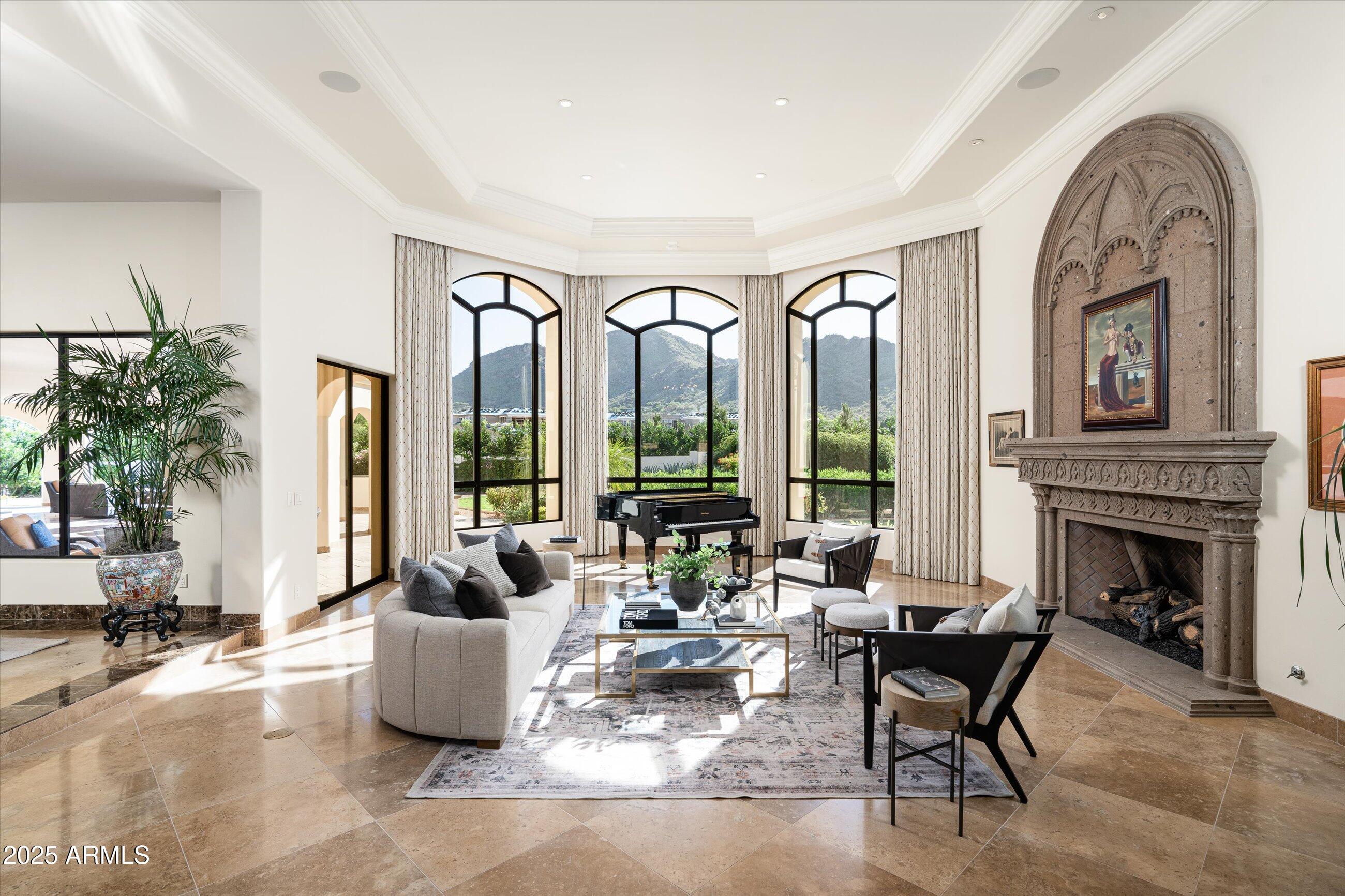 5747 E CABALLO Drive