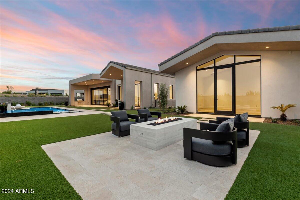 6921 N Joshua Tree Court