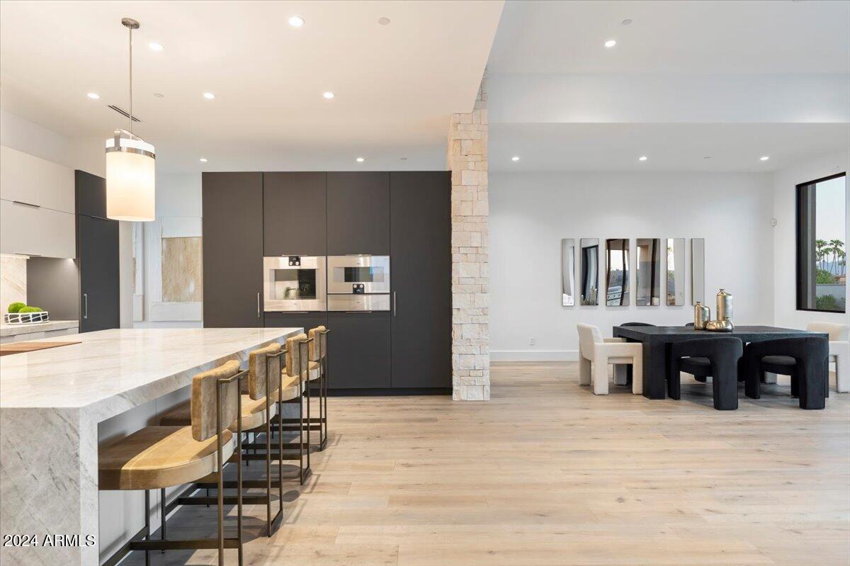 6921 N Joshua Tree Court