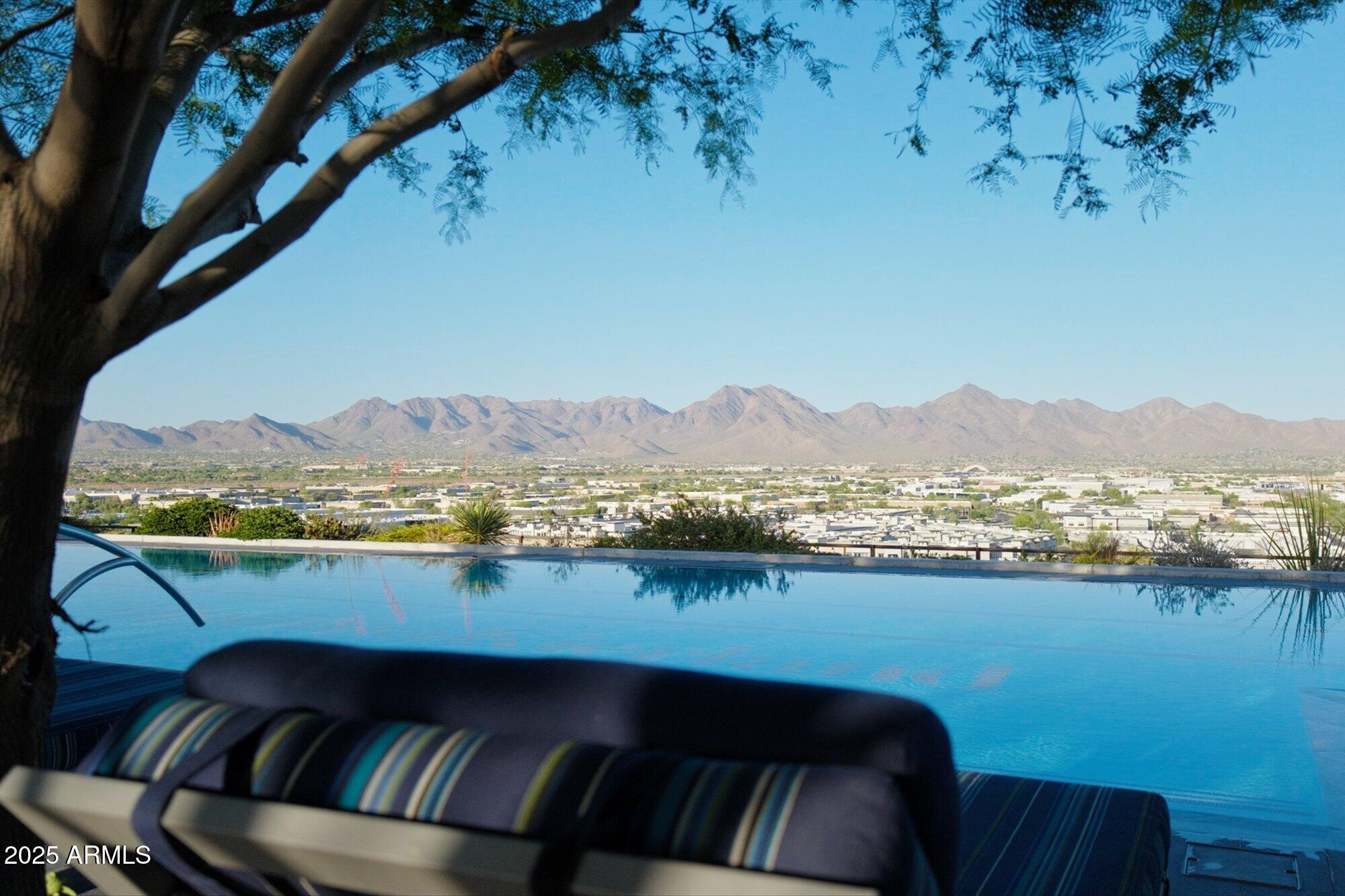 7180 E Kierland Boulevard 1015