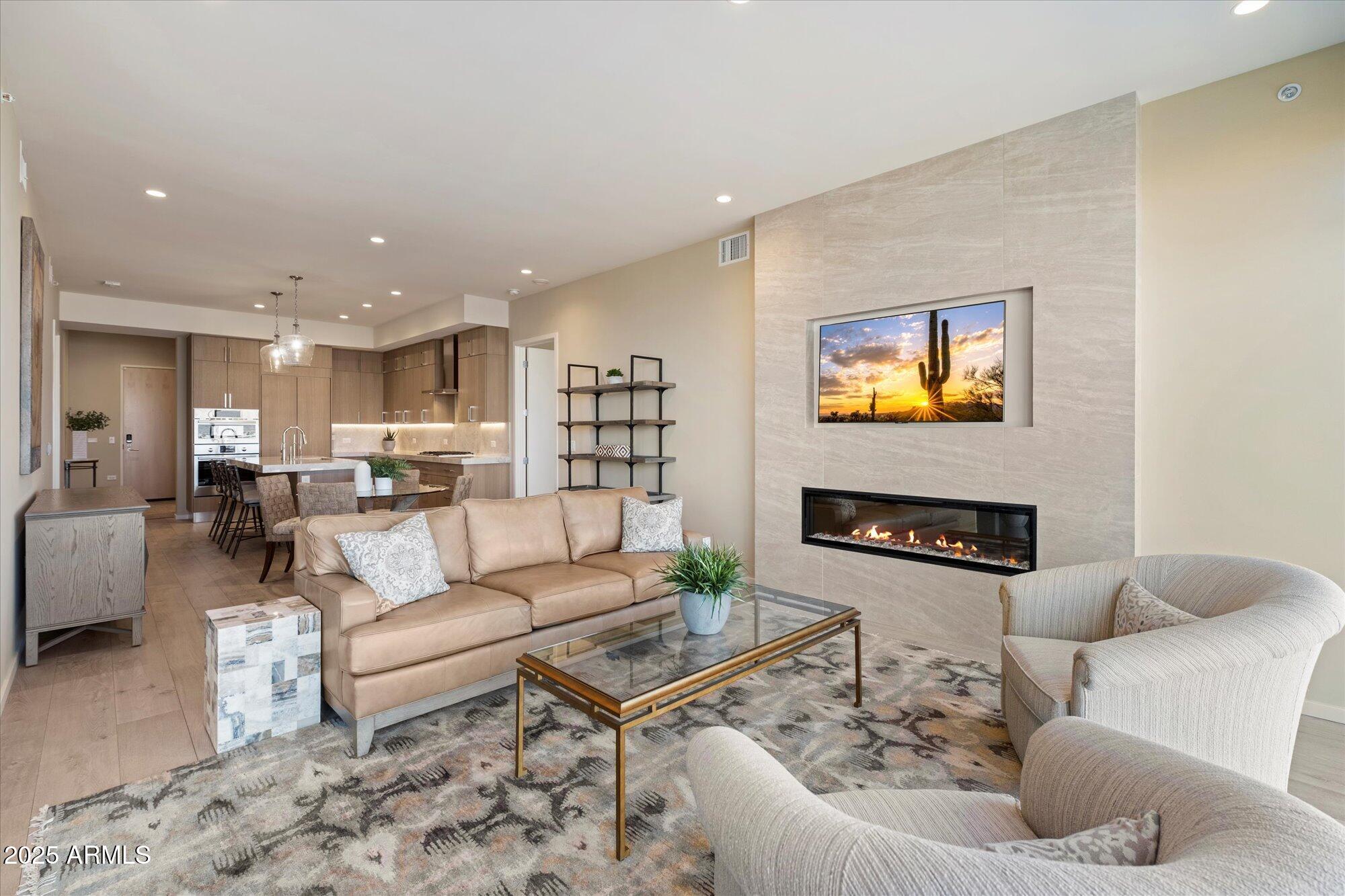 7180 E Kierland Boulevard 1015