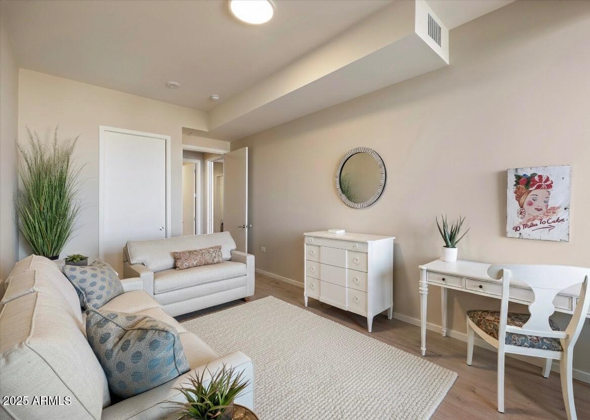 7180 E Kierland Boulevard 1015