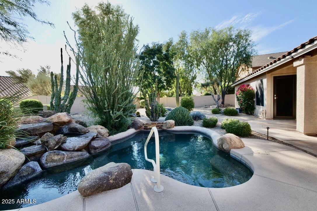 4645 E MAZATZAL Drive