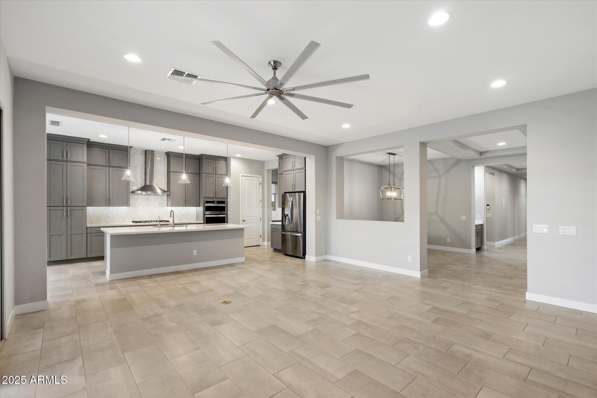 10638 E Tesla Avenue