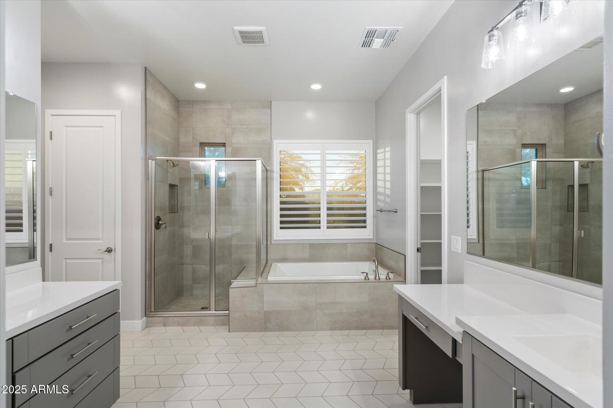 10638 E Tesla Avenue