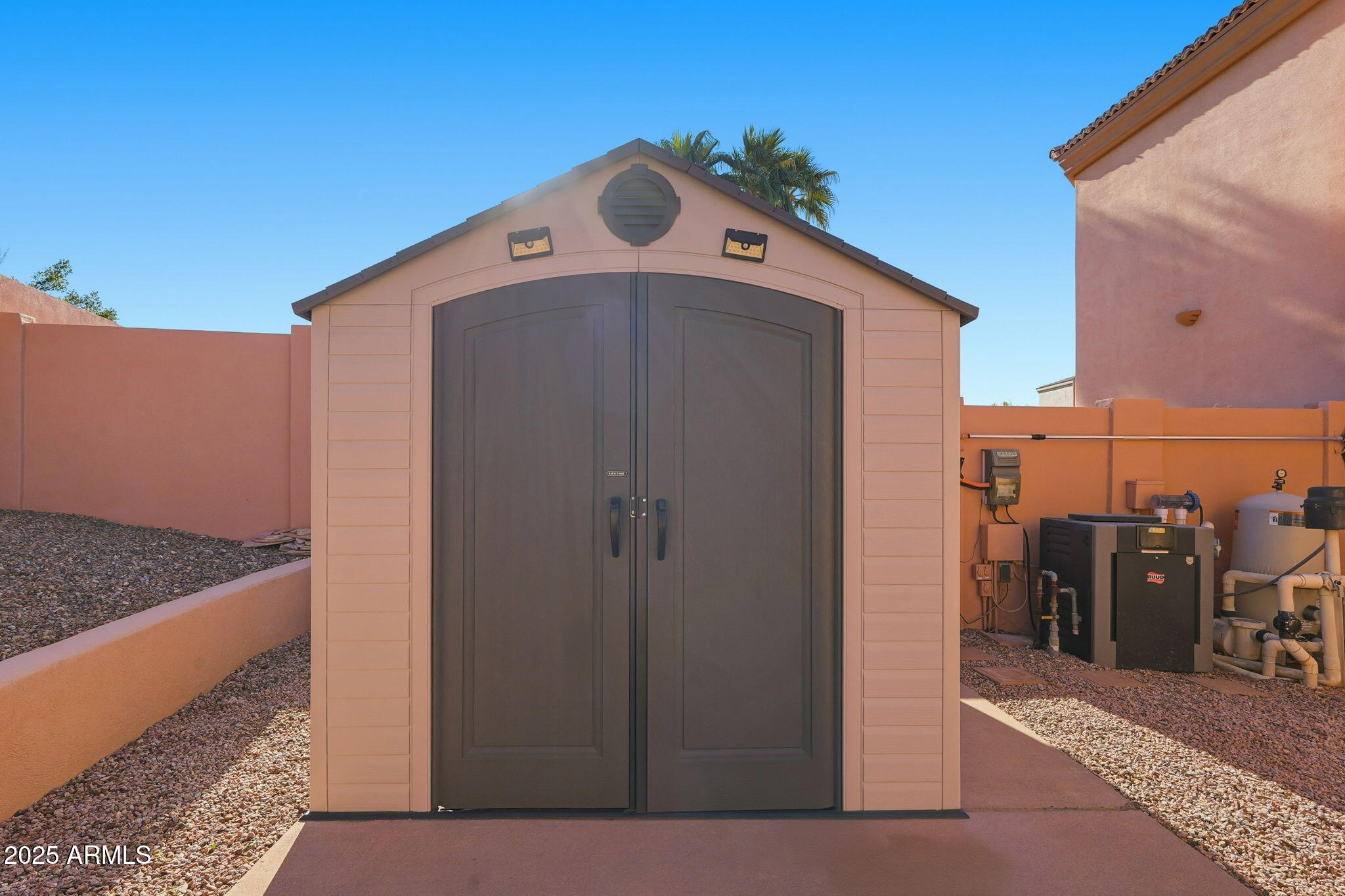 4055 N RECKER Road 71