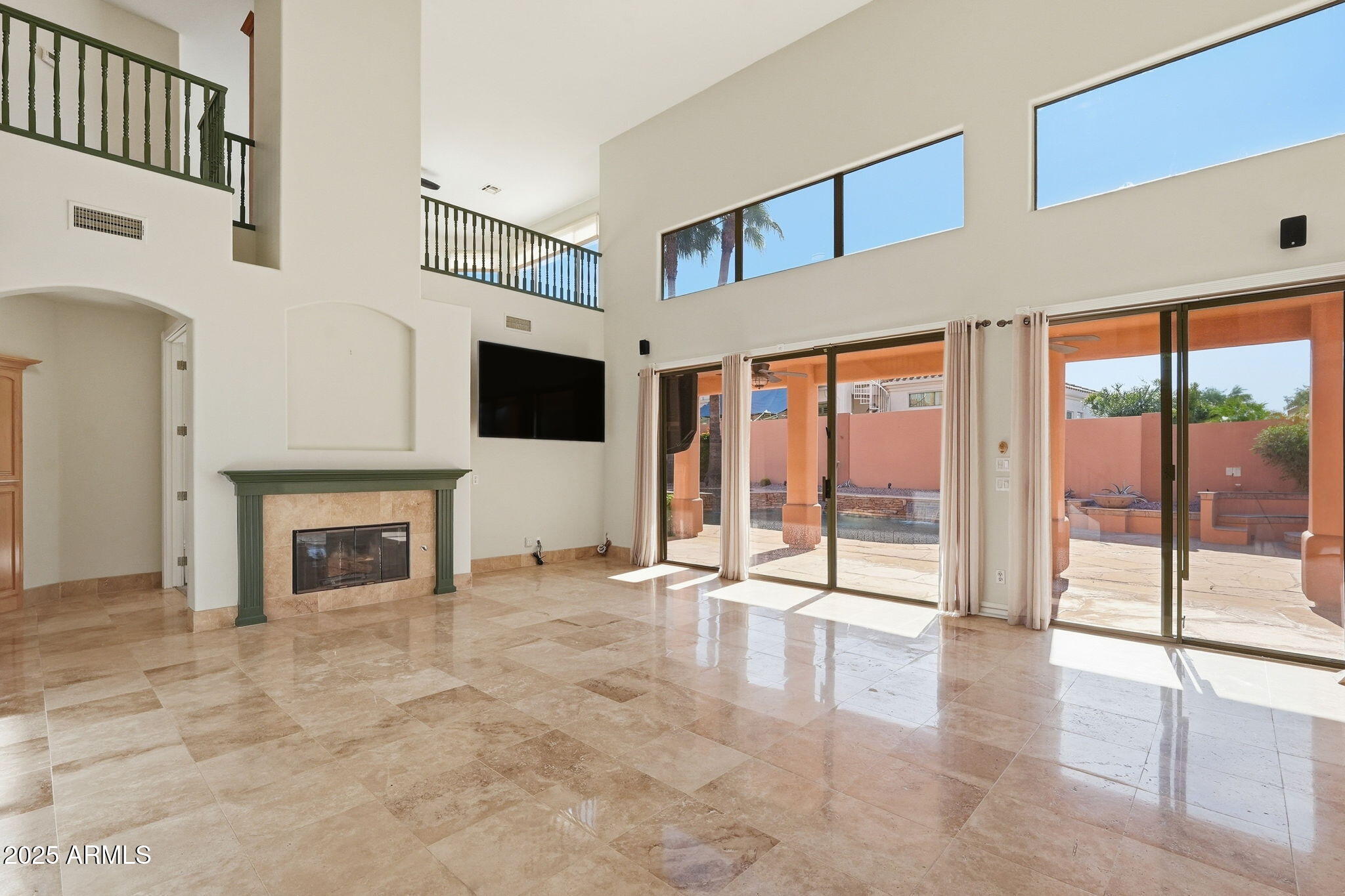 4055 N RECKER Road 71