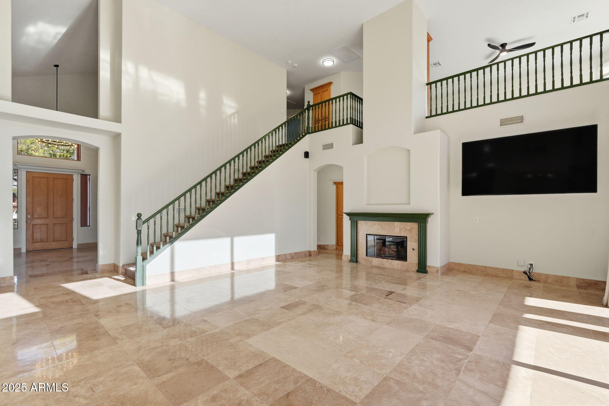 4055 N RECKER Road 71