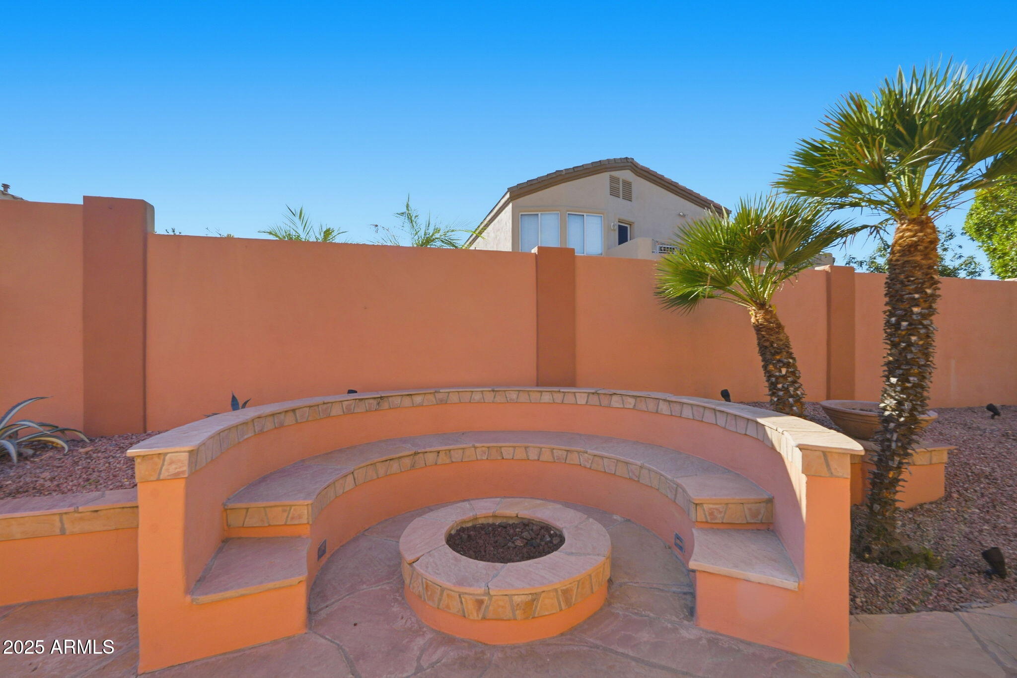 4055 N RECKER Road 71