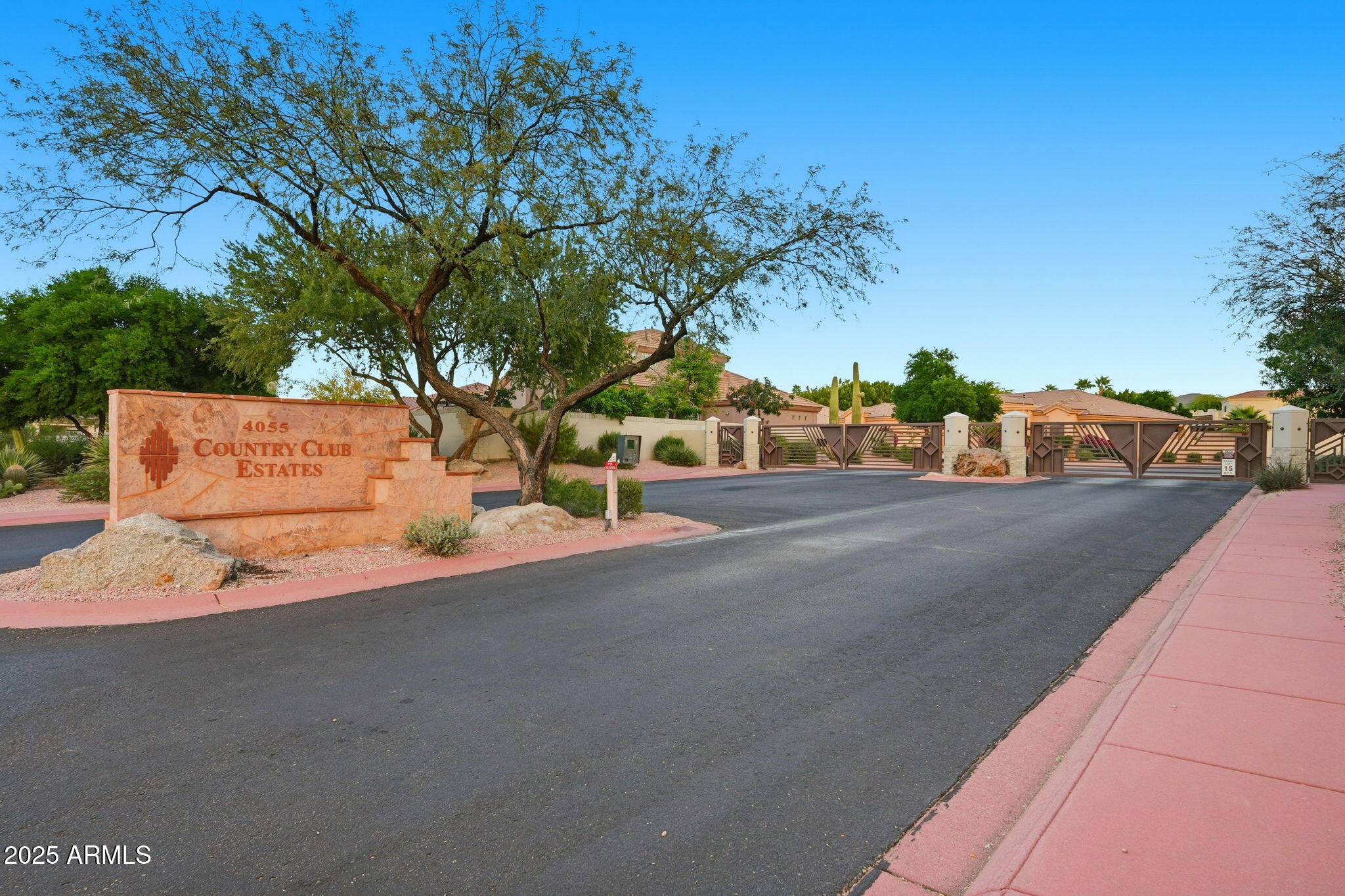 4055 N RECKER Road 71