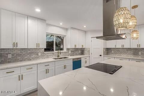 8737 E Fairmount Avenue