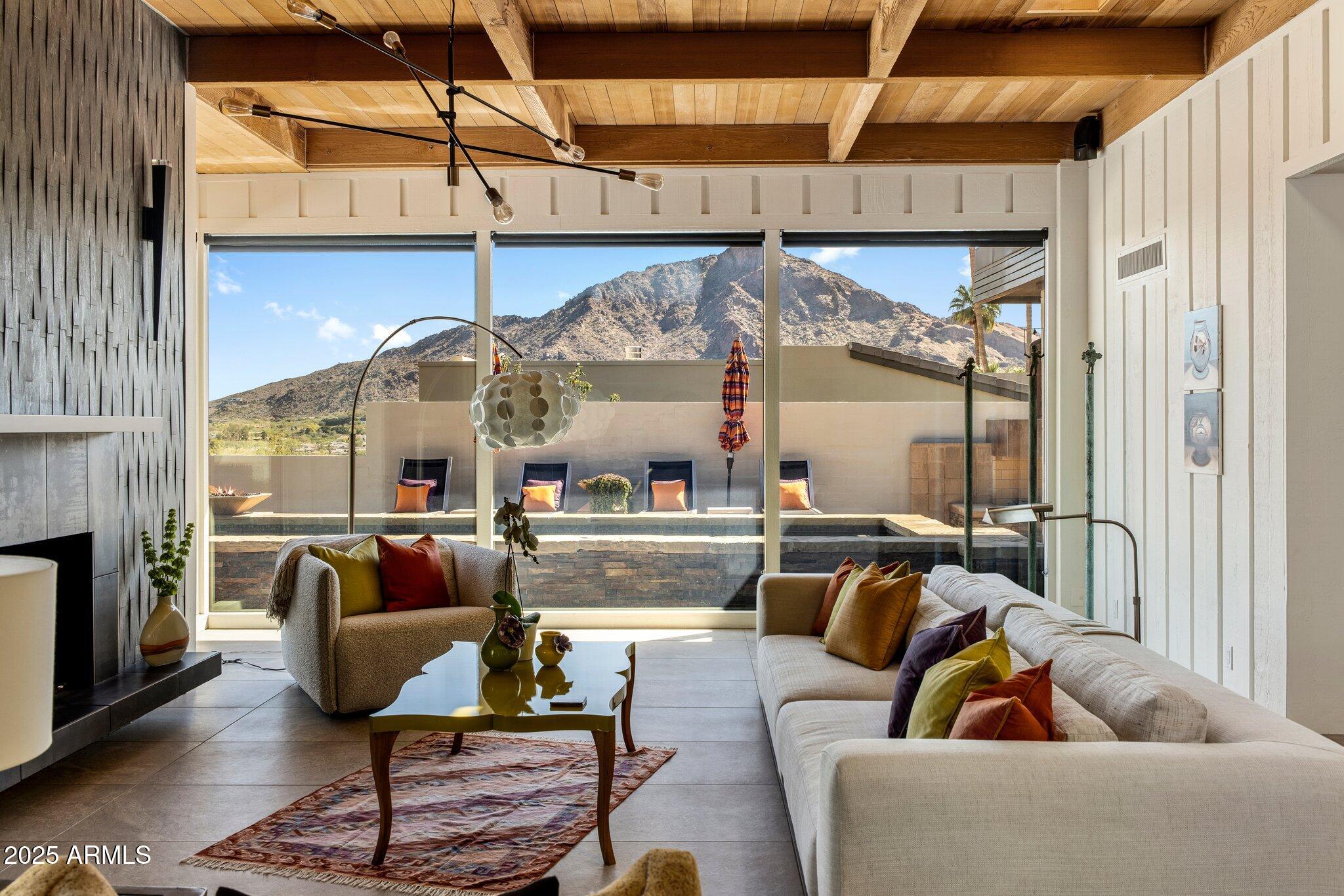 5434 E Lincoln Drive 78