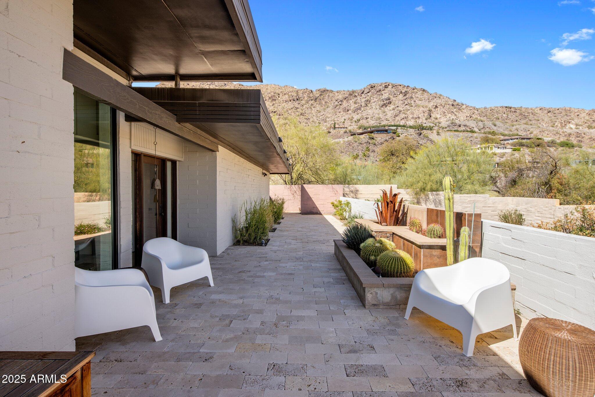 5434 E Lincoln Drive 78