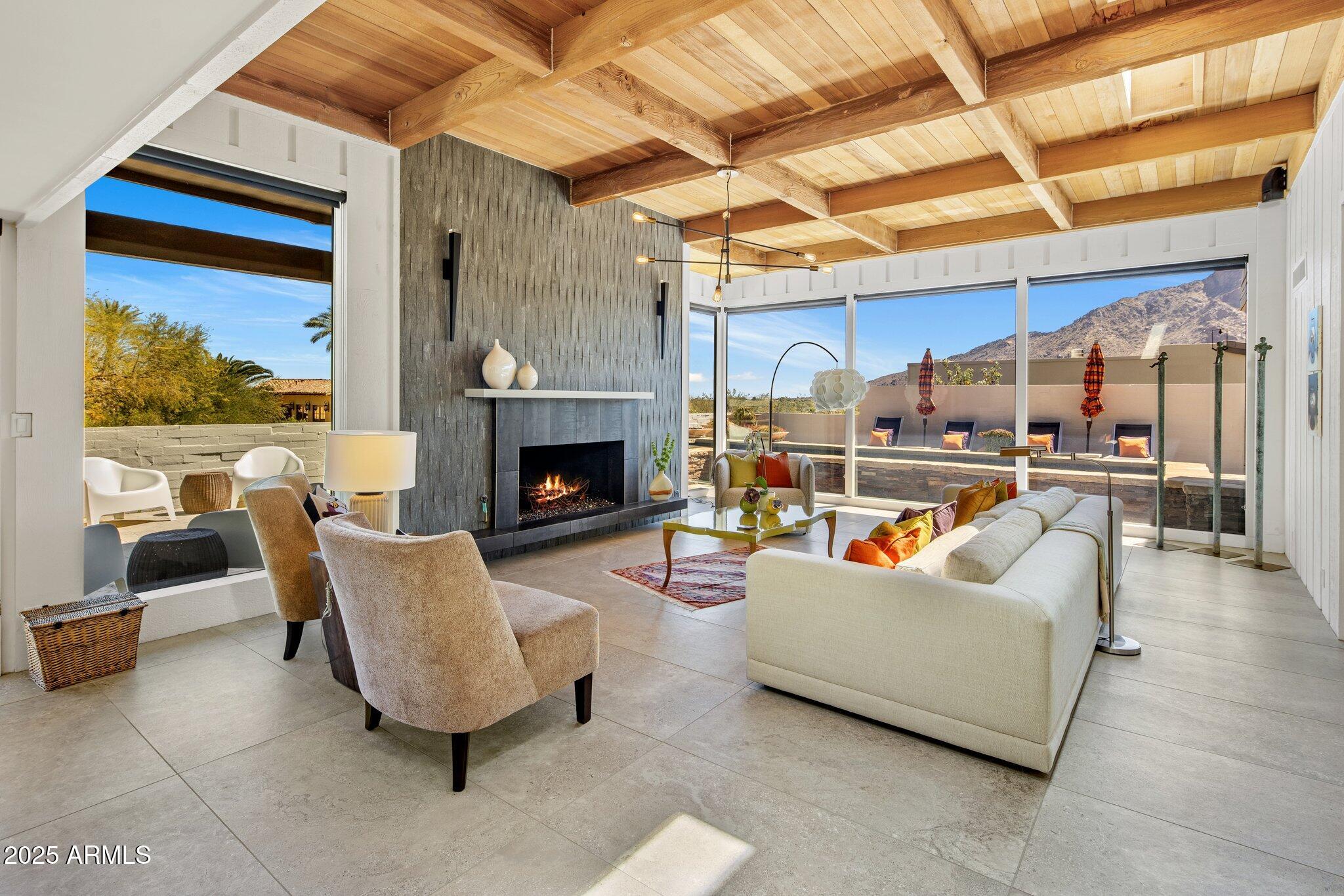 5434 E Lincoln Drive 78