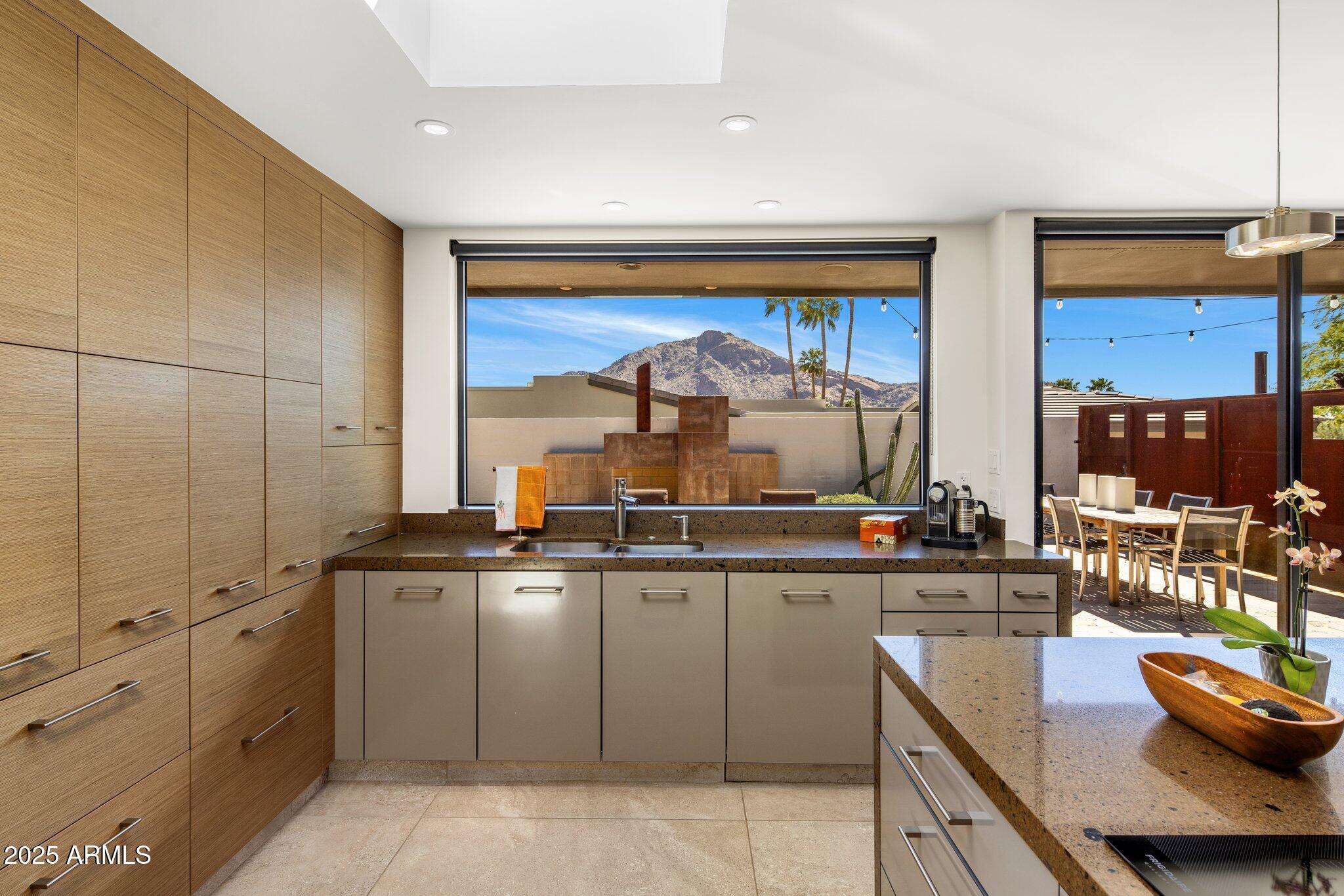 5434 E Lincoln Drive 78