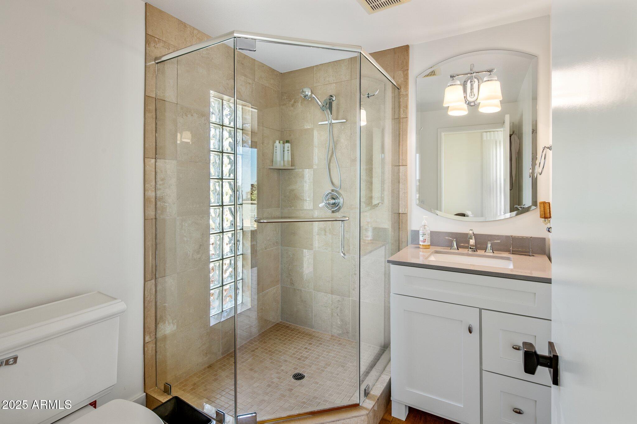 5434 E Lincoln Drive 78