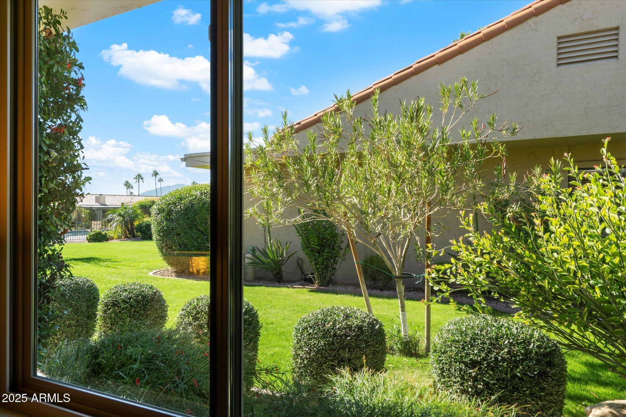 7424 N SAN MANUEL Road