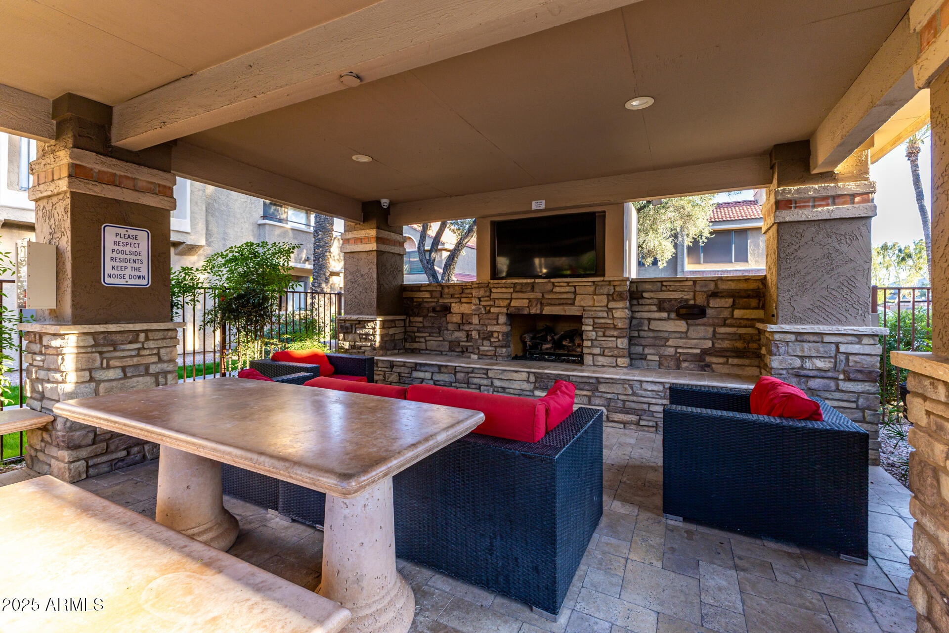 5122 E SHEA Boulevard 2097