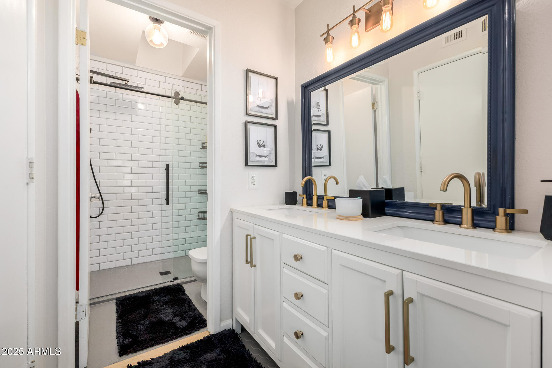 5122 E SHEA Boulevard 2097