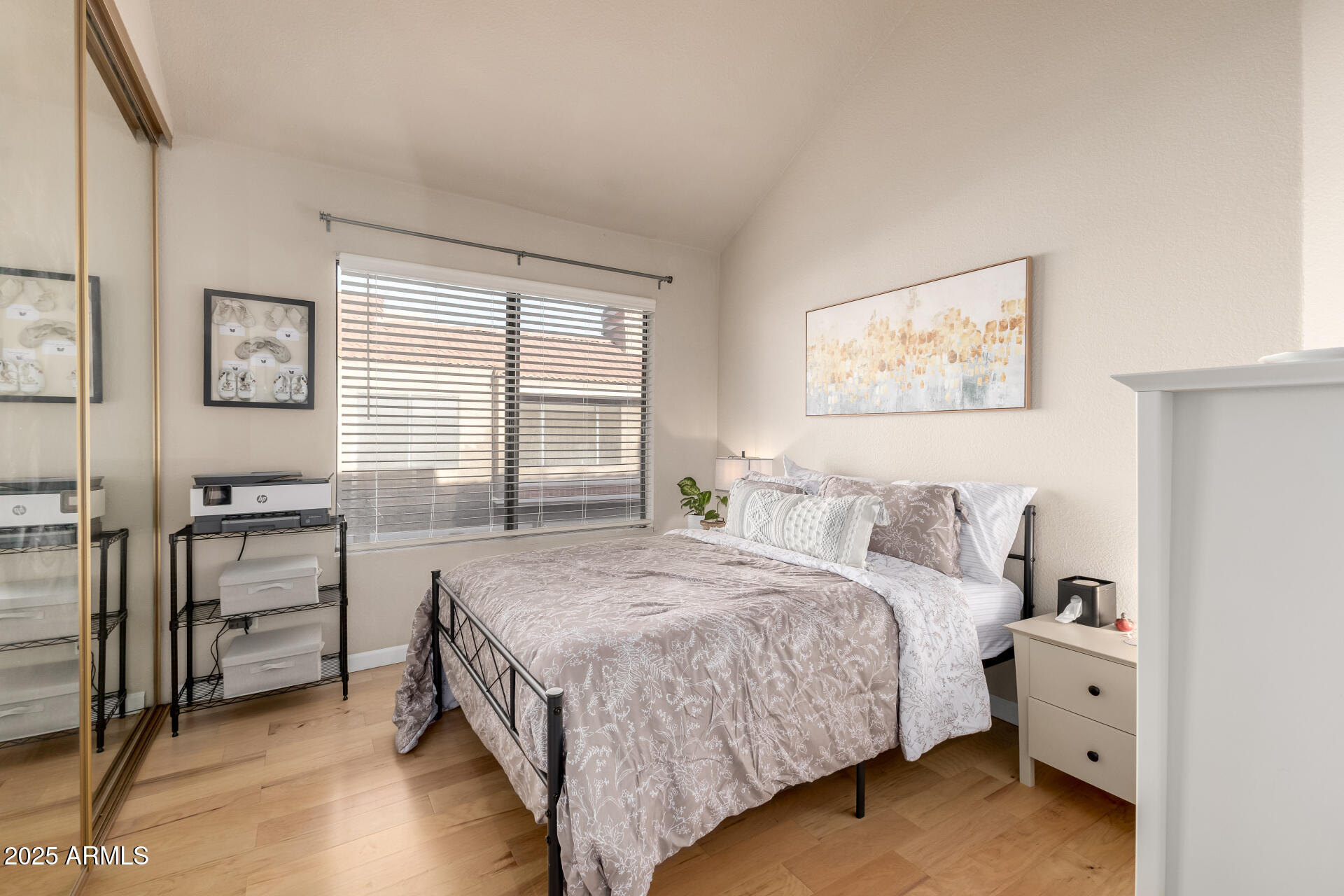 5122 E SHEA Boulevard 2097